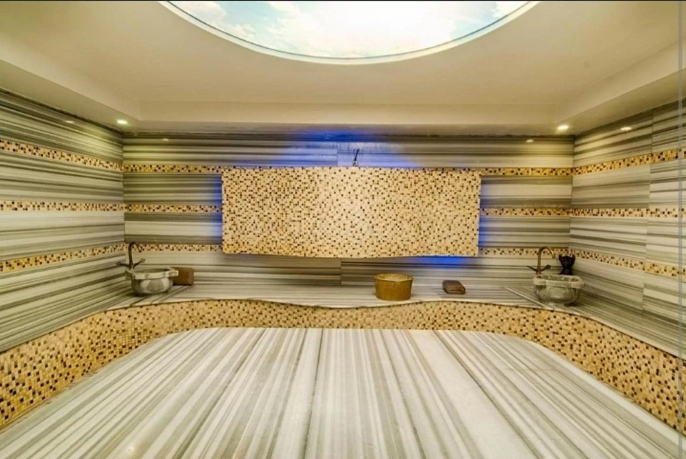 Steam room, Bed in Tayfun Apart Hotel