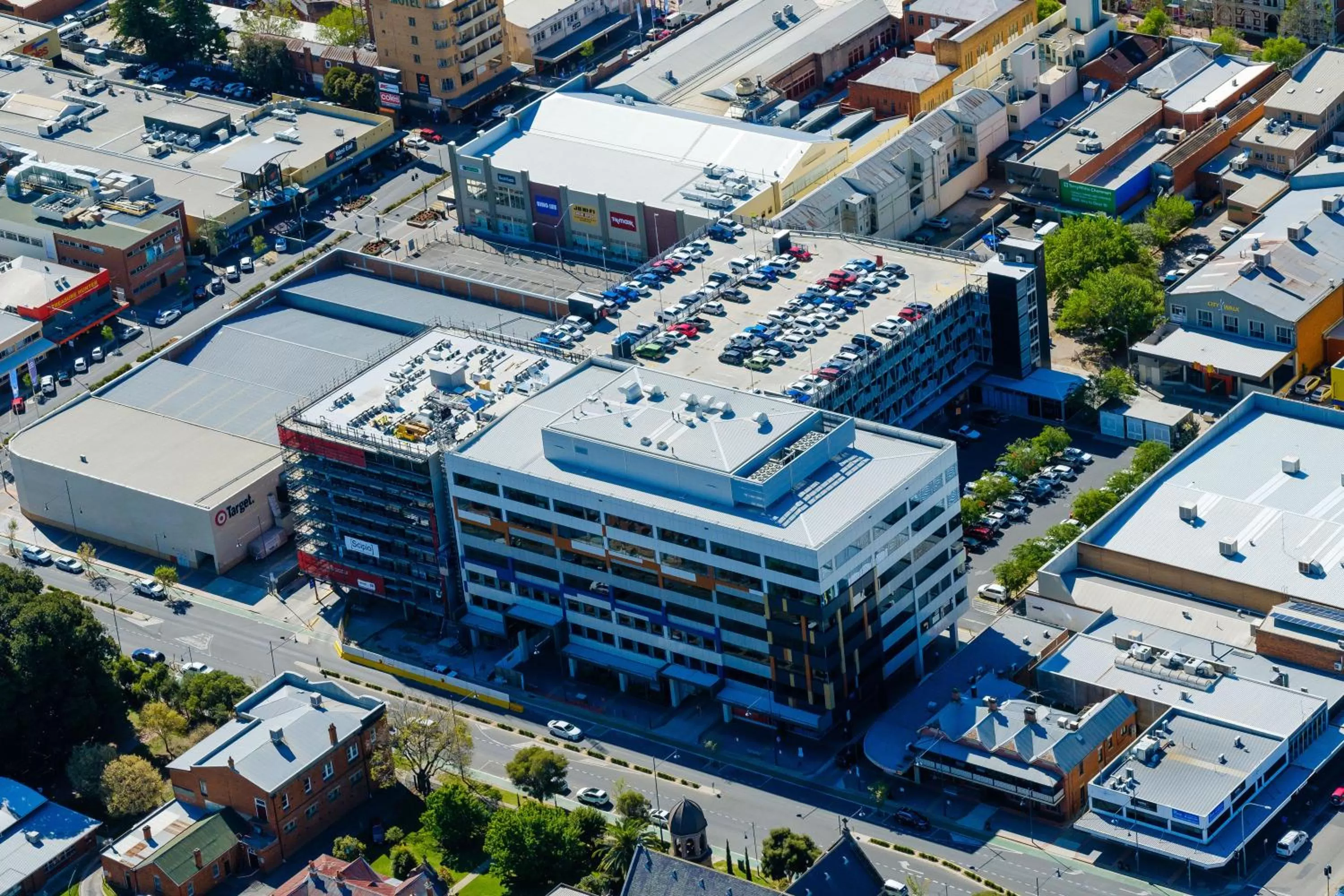 Property building in Mantra Albury