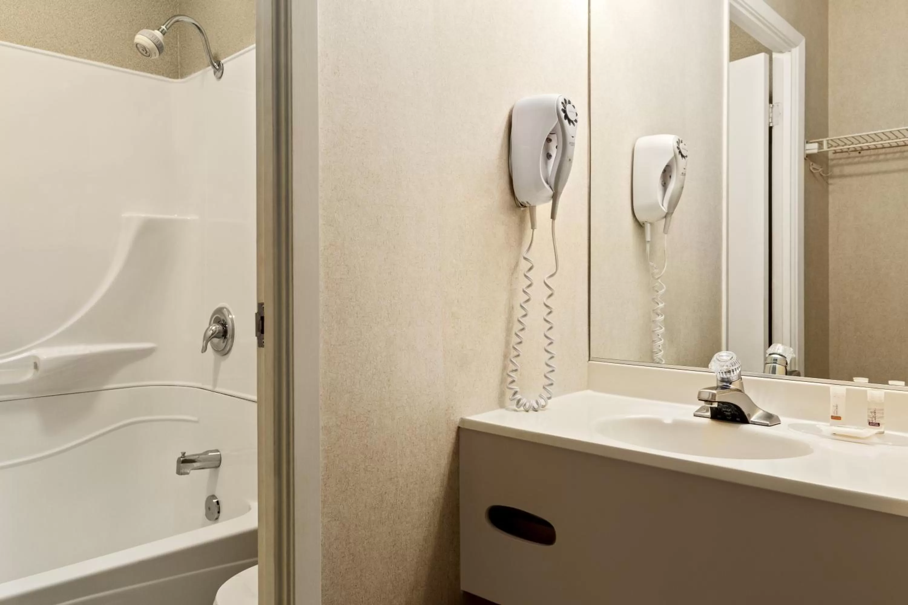 Bathroom in Days Inn by Wyndham Trois-Rivieres