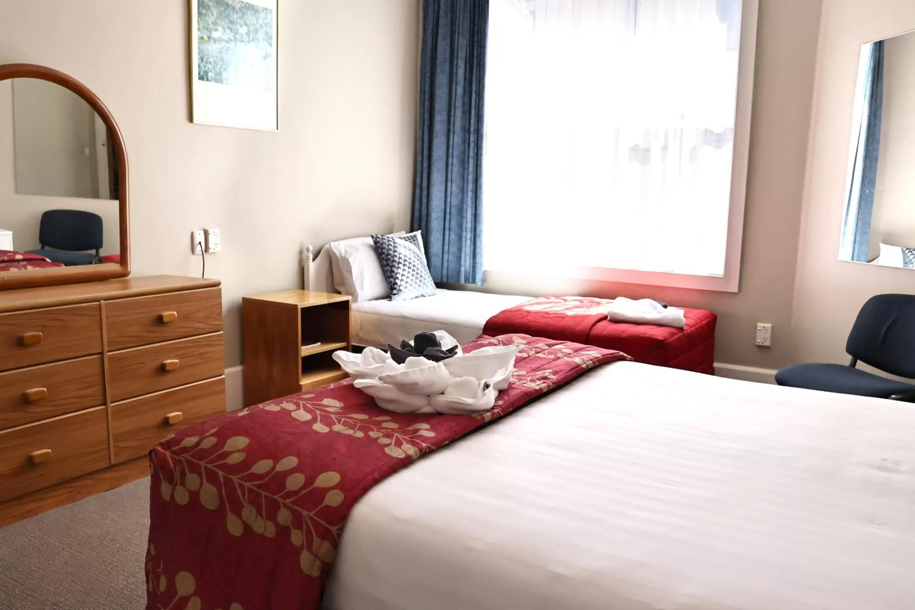 Bed in Baywatch Motor Lodge