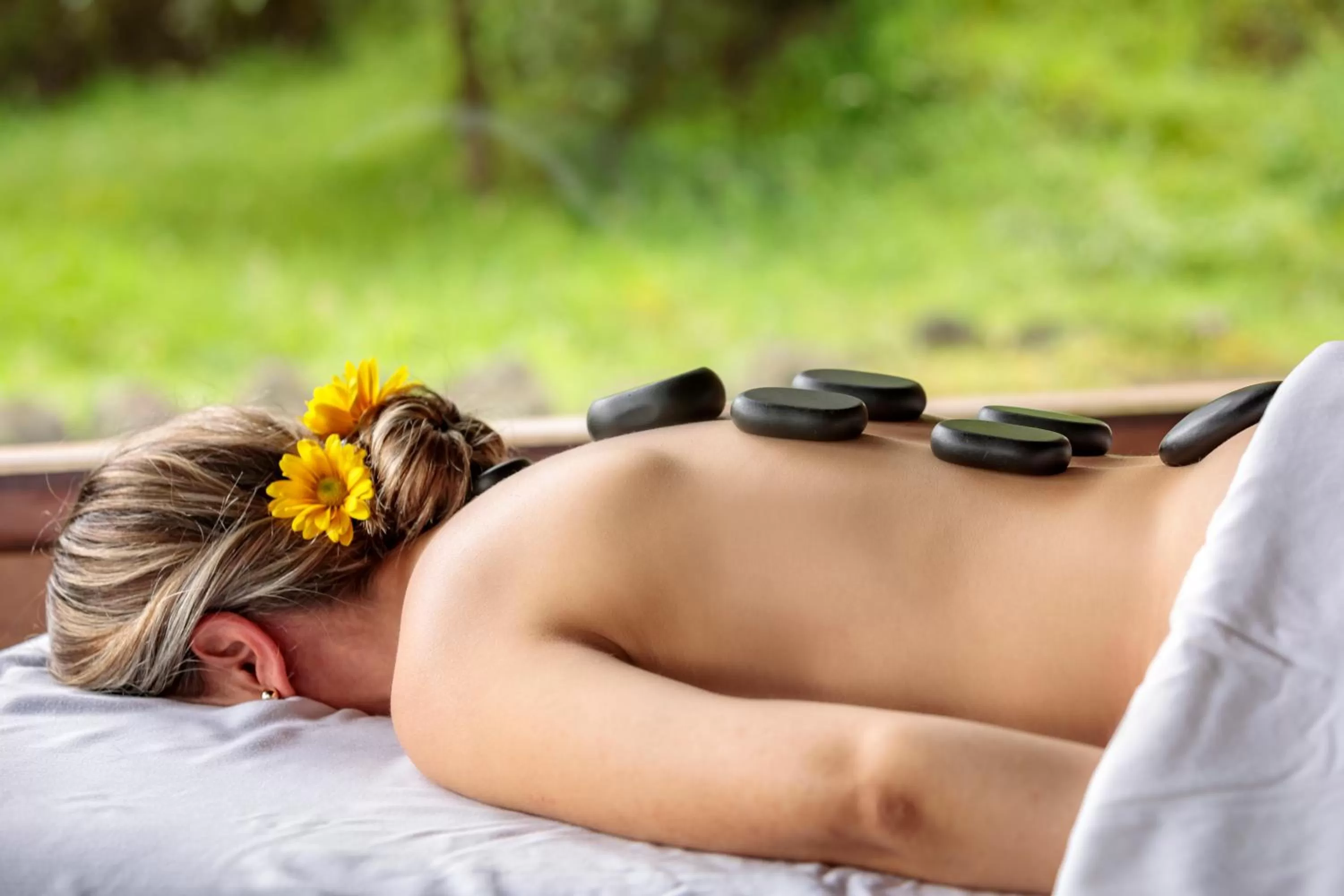 Luna Volcán, Adventure SPA