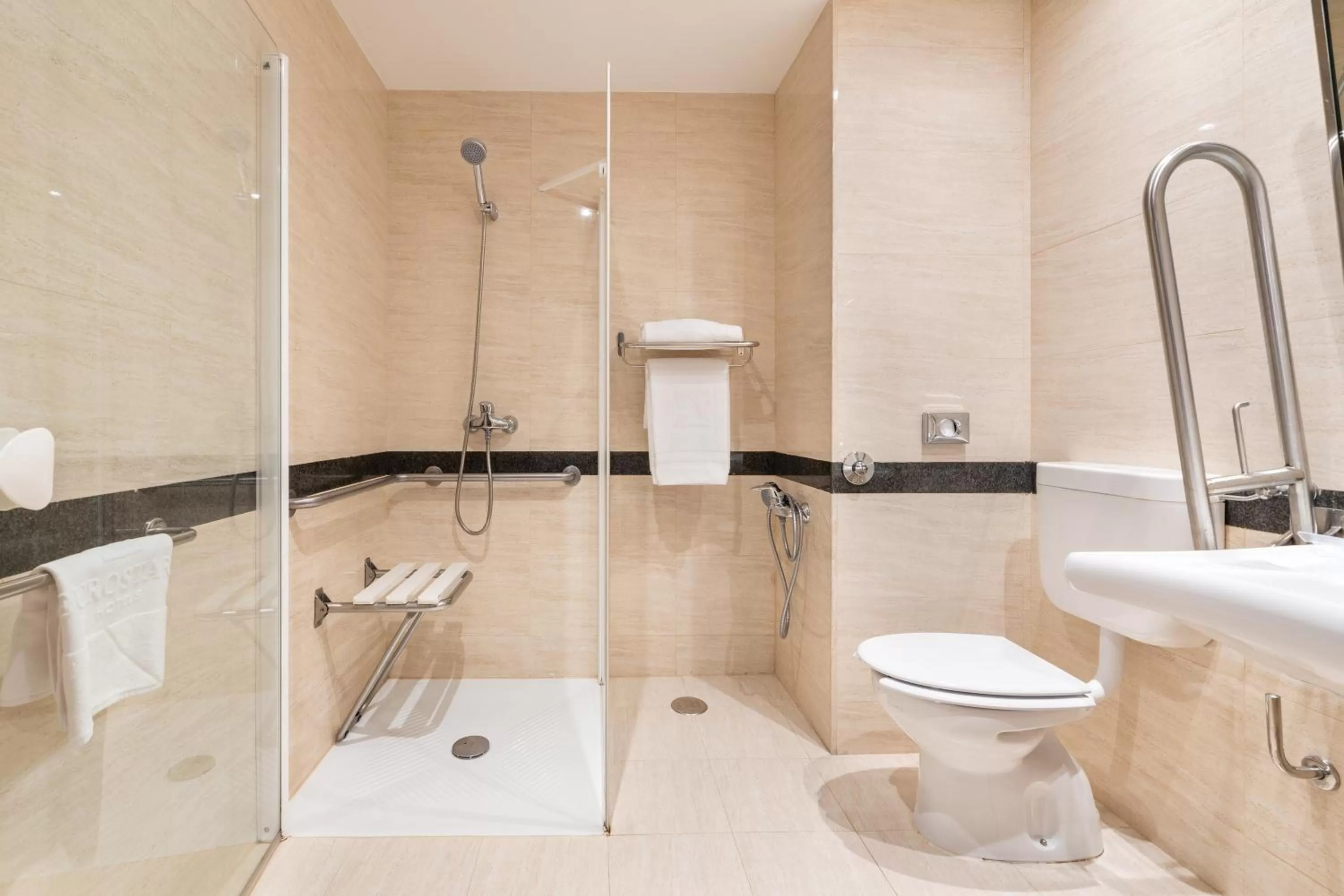 Bathroom in Eurostars San Lazaro