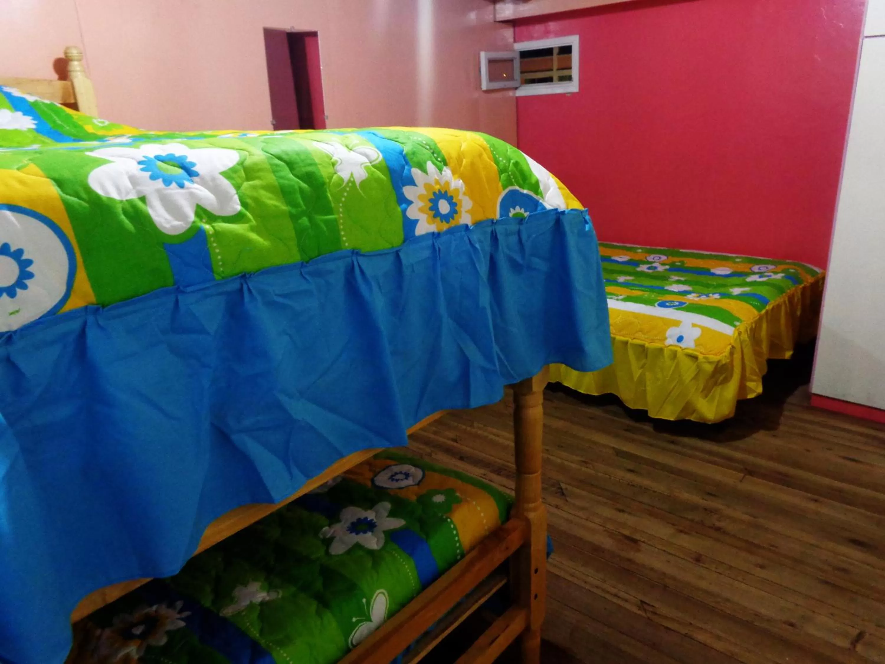 Photo of the whole room in Hostal Yumbo Imperial