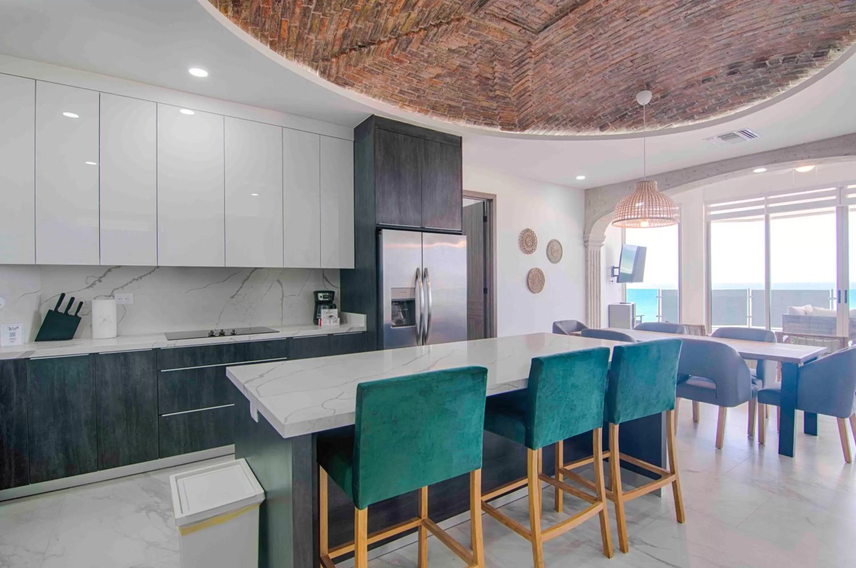 Esmeralda Beach Resort