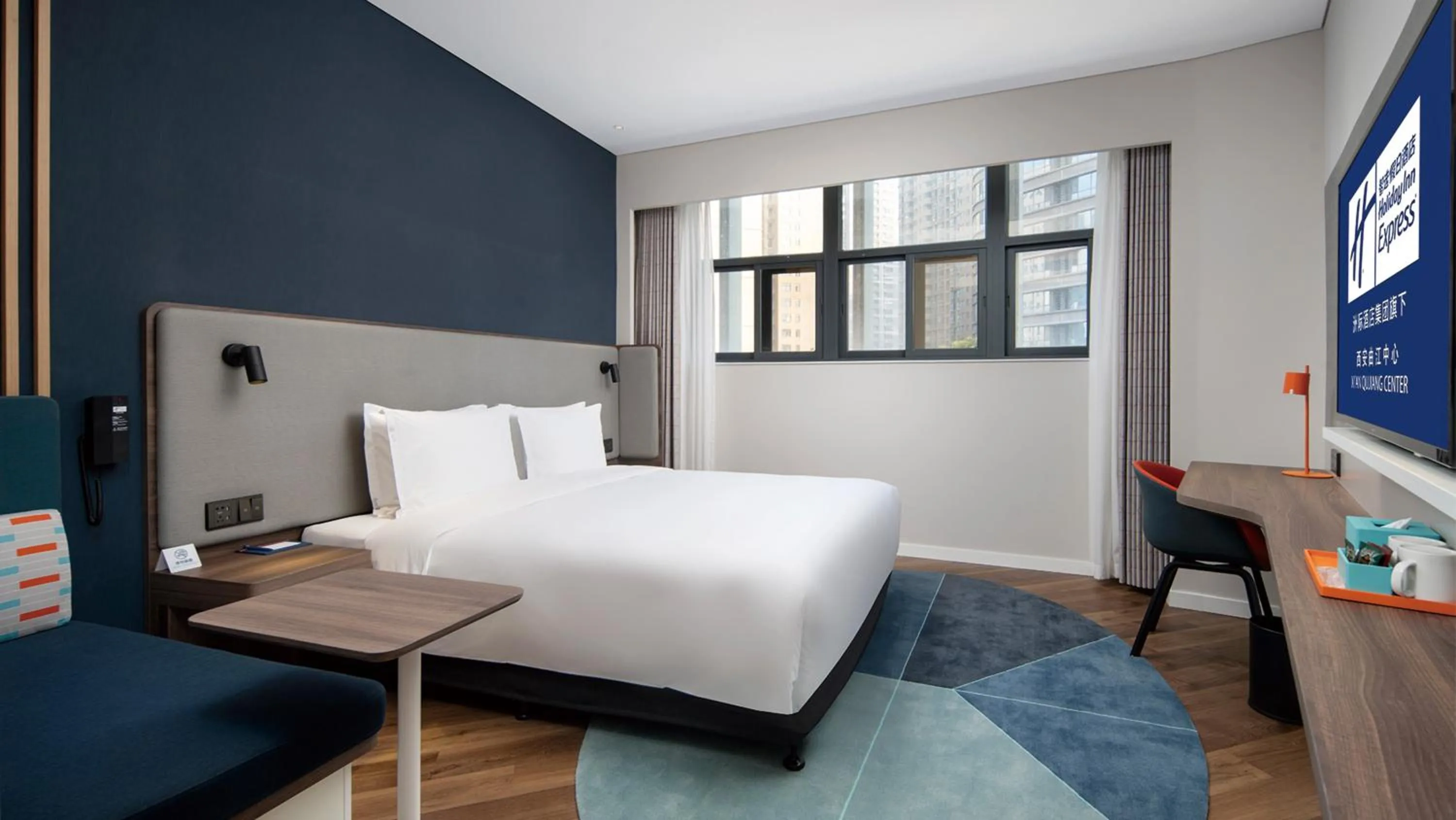 Bed in Holiday Inn Express Xi'an Qujiang Center by IHG