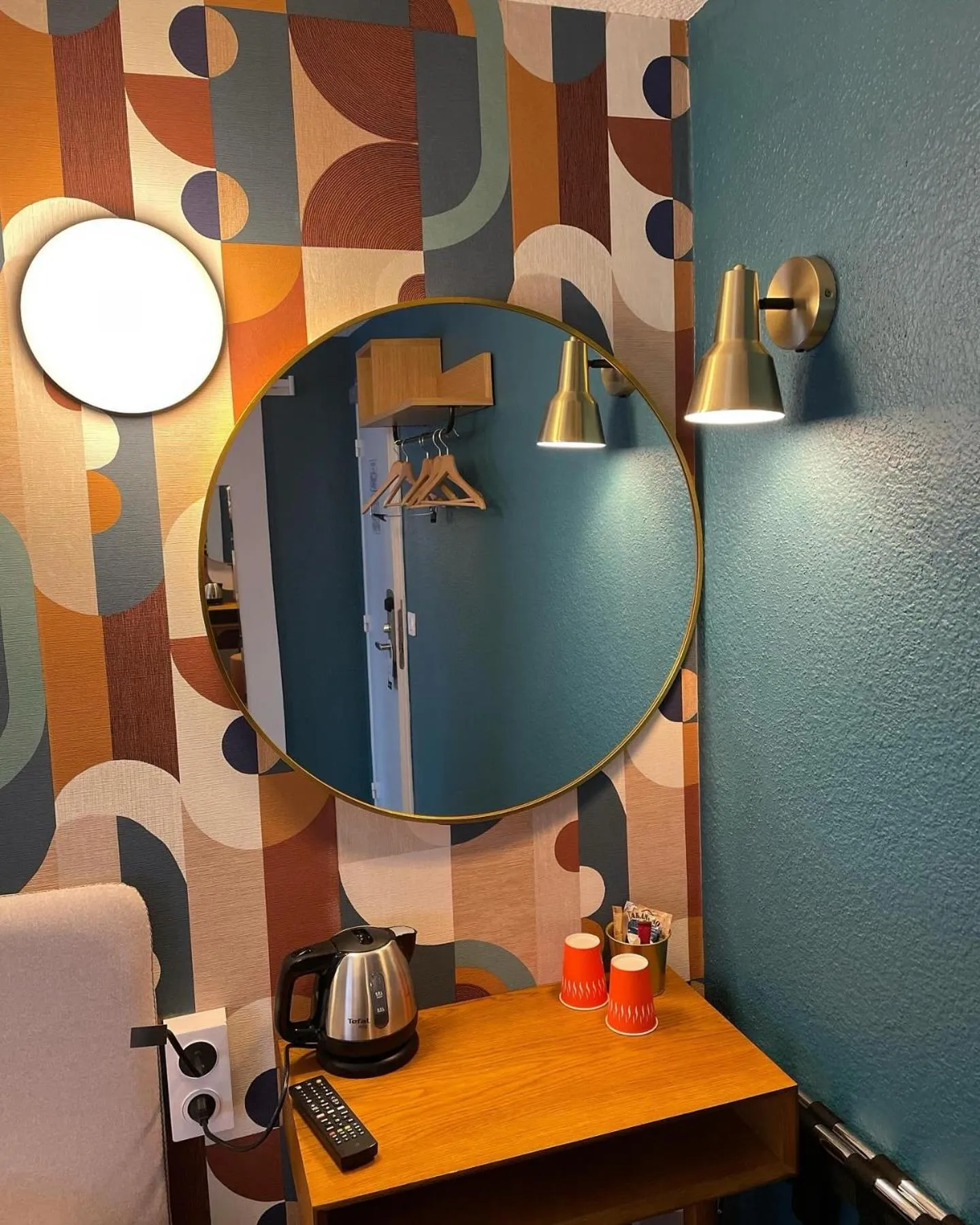 Photo of the whole room in Hotel Arc-En-Ciel Colmar Contact Hotel