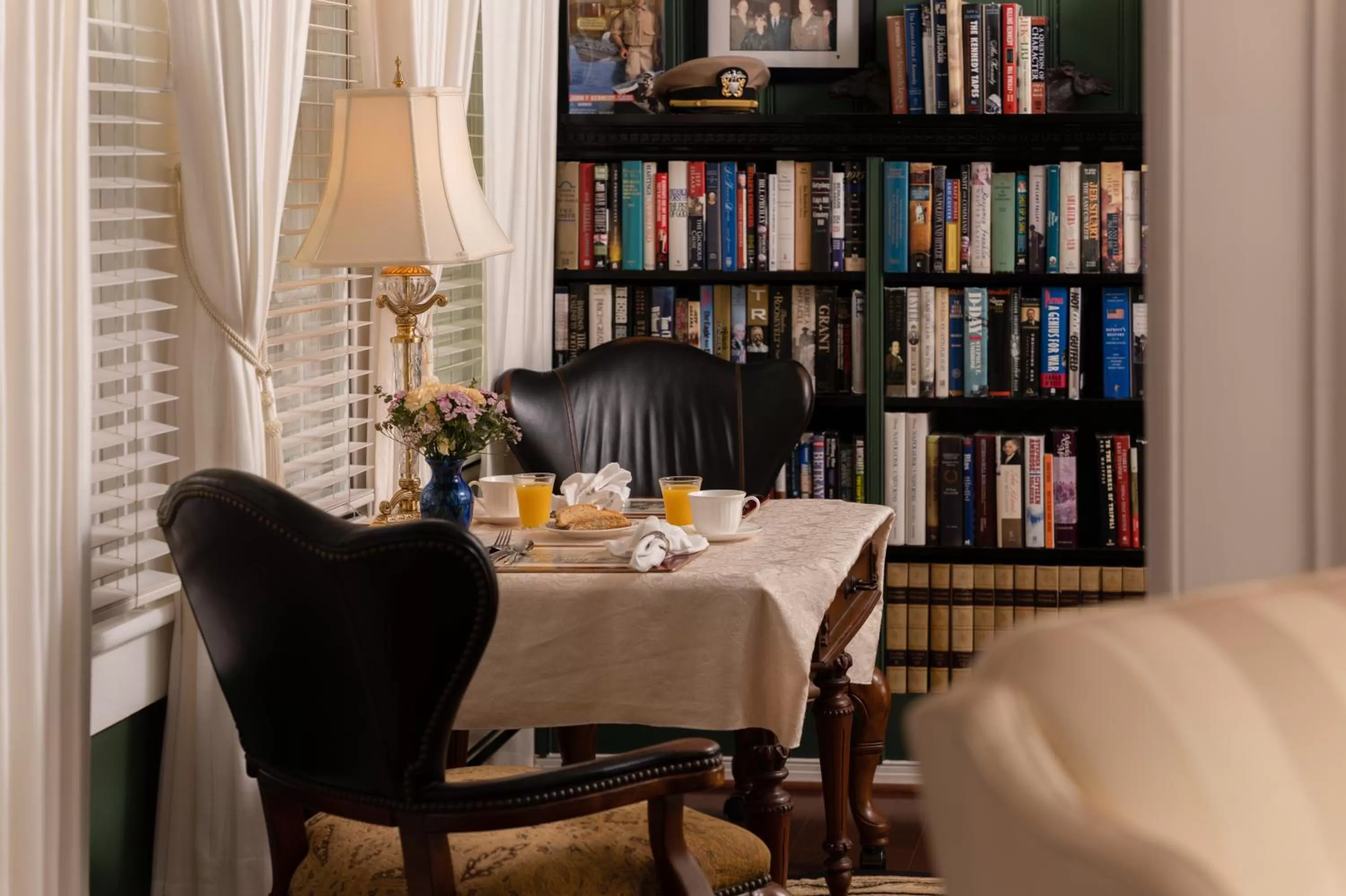 A Williamsburg White House Inn