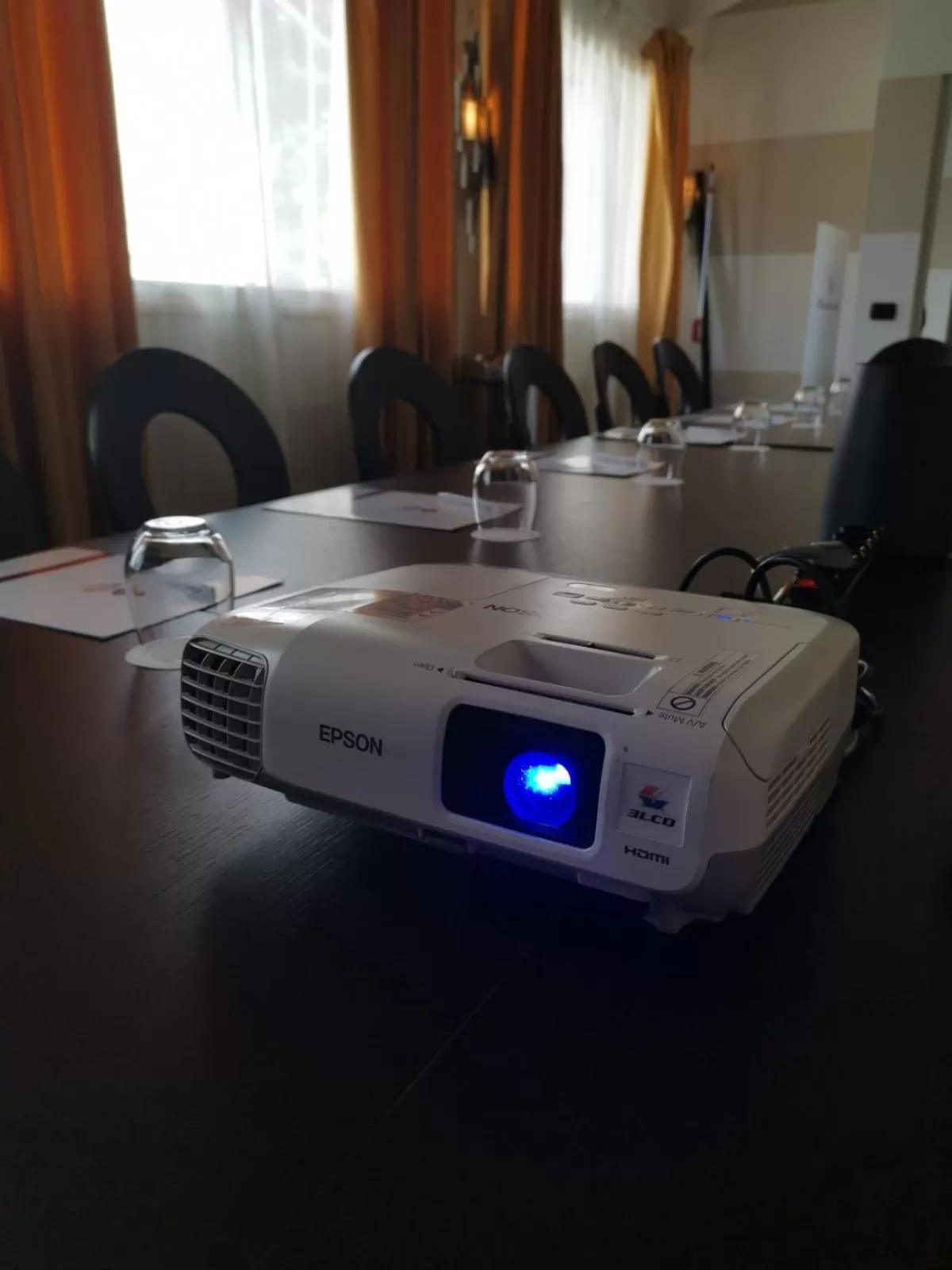 Business facilities in Best Western Plus Hotel Modena Resort