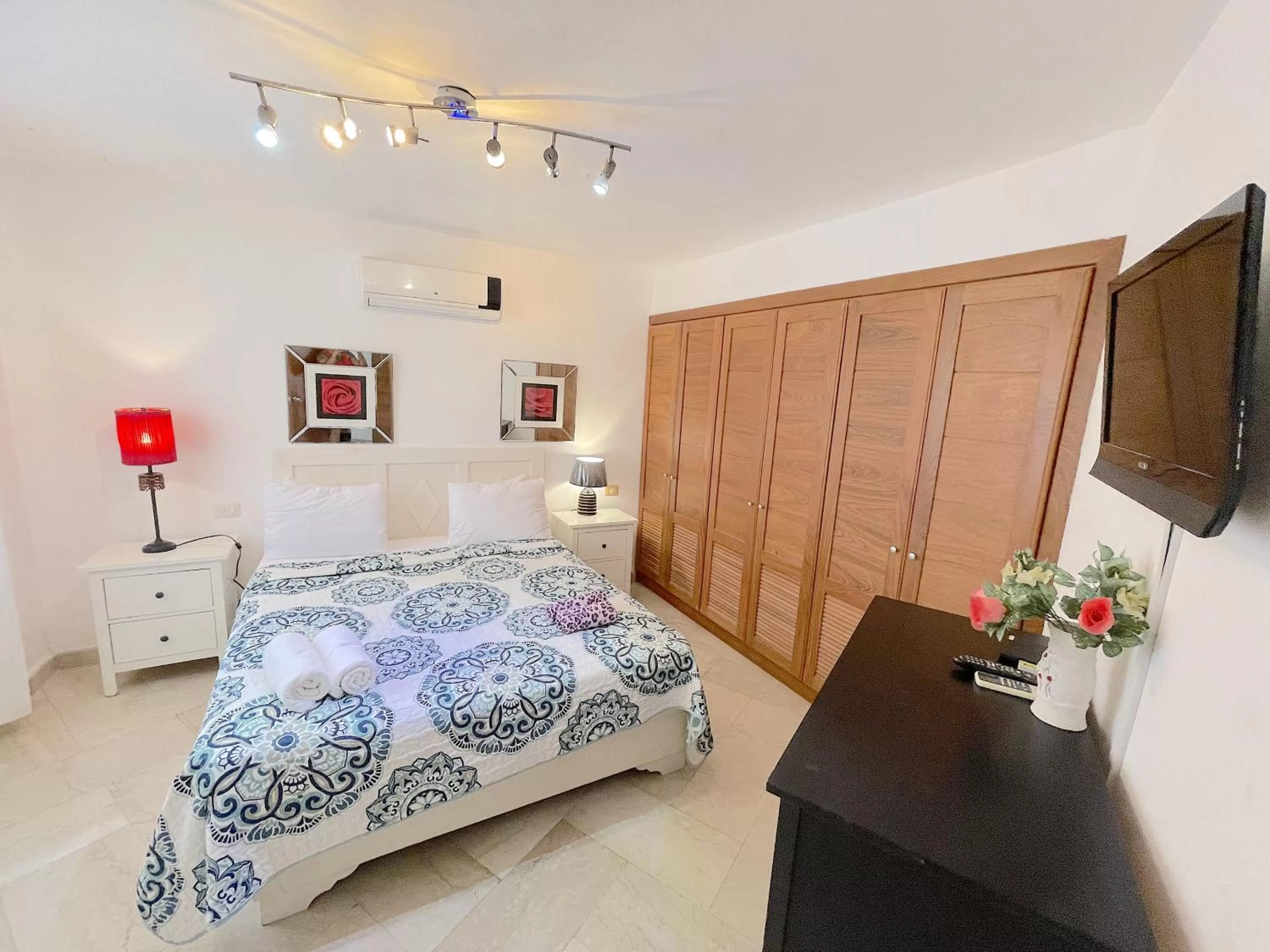 Bed in HOTEL Beach VILLAS Los Corales WIFI & BBQ BEACH CLUB