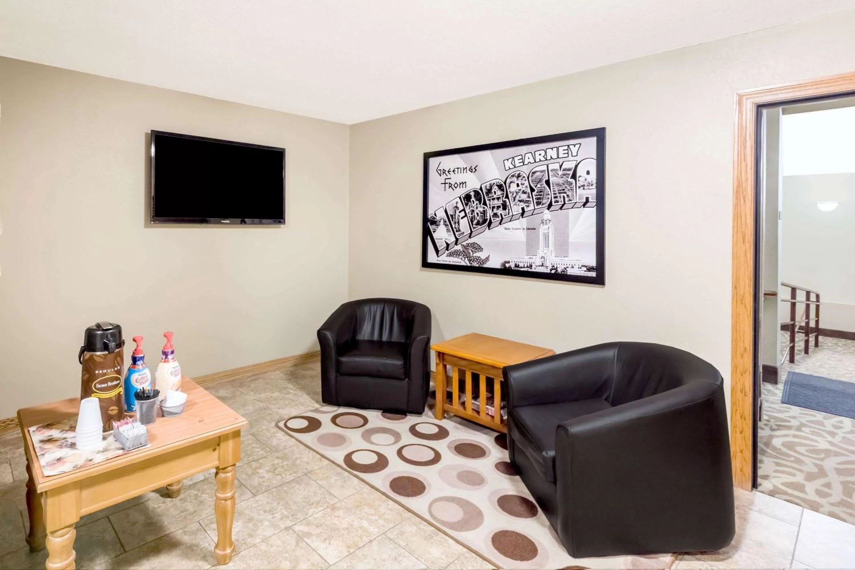 Restaurant/places to eat in Super 8 by Wyndham Kearney