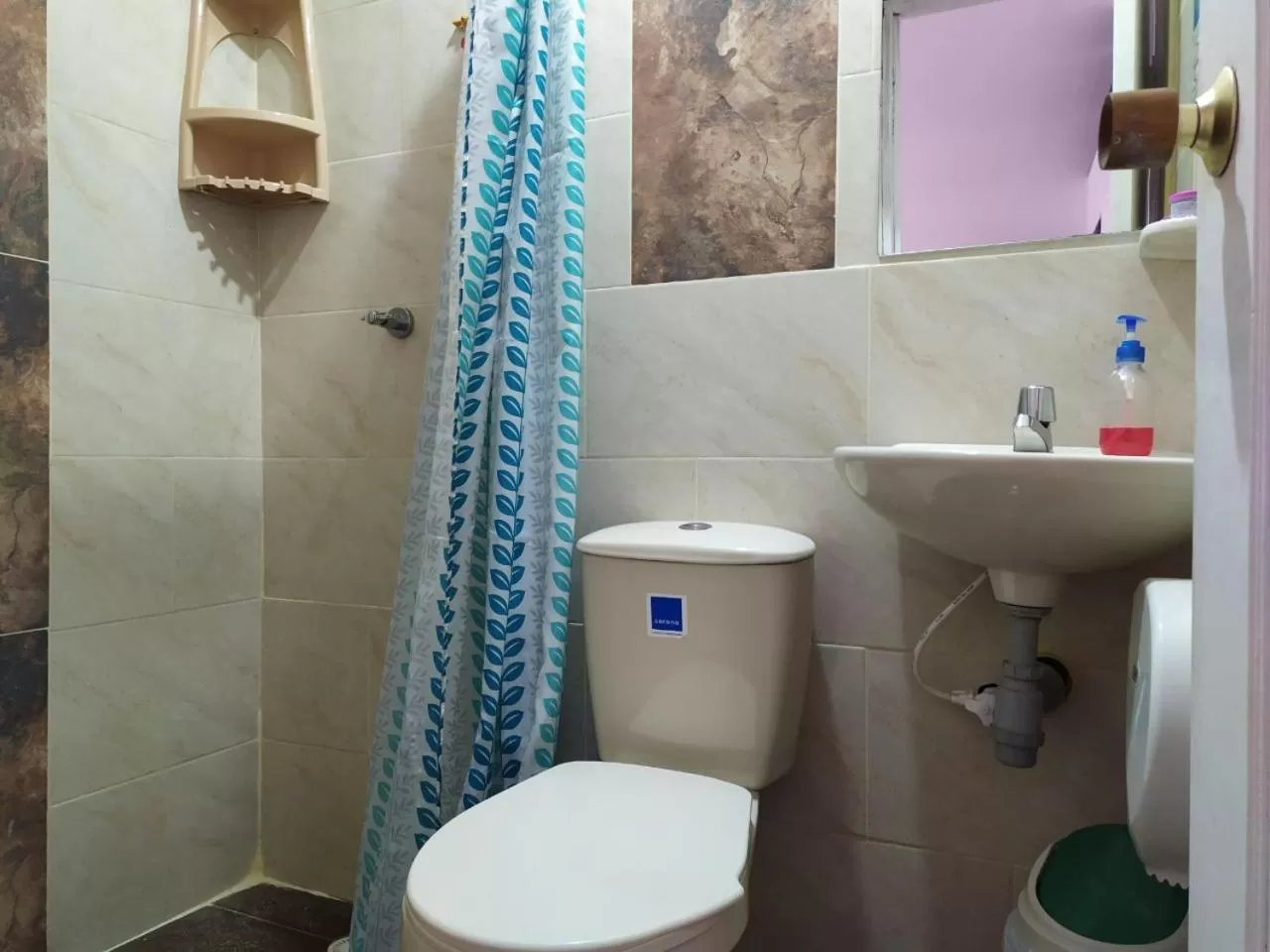 Bathroom in HOTEL LOS ÁNGELES