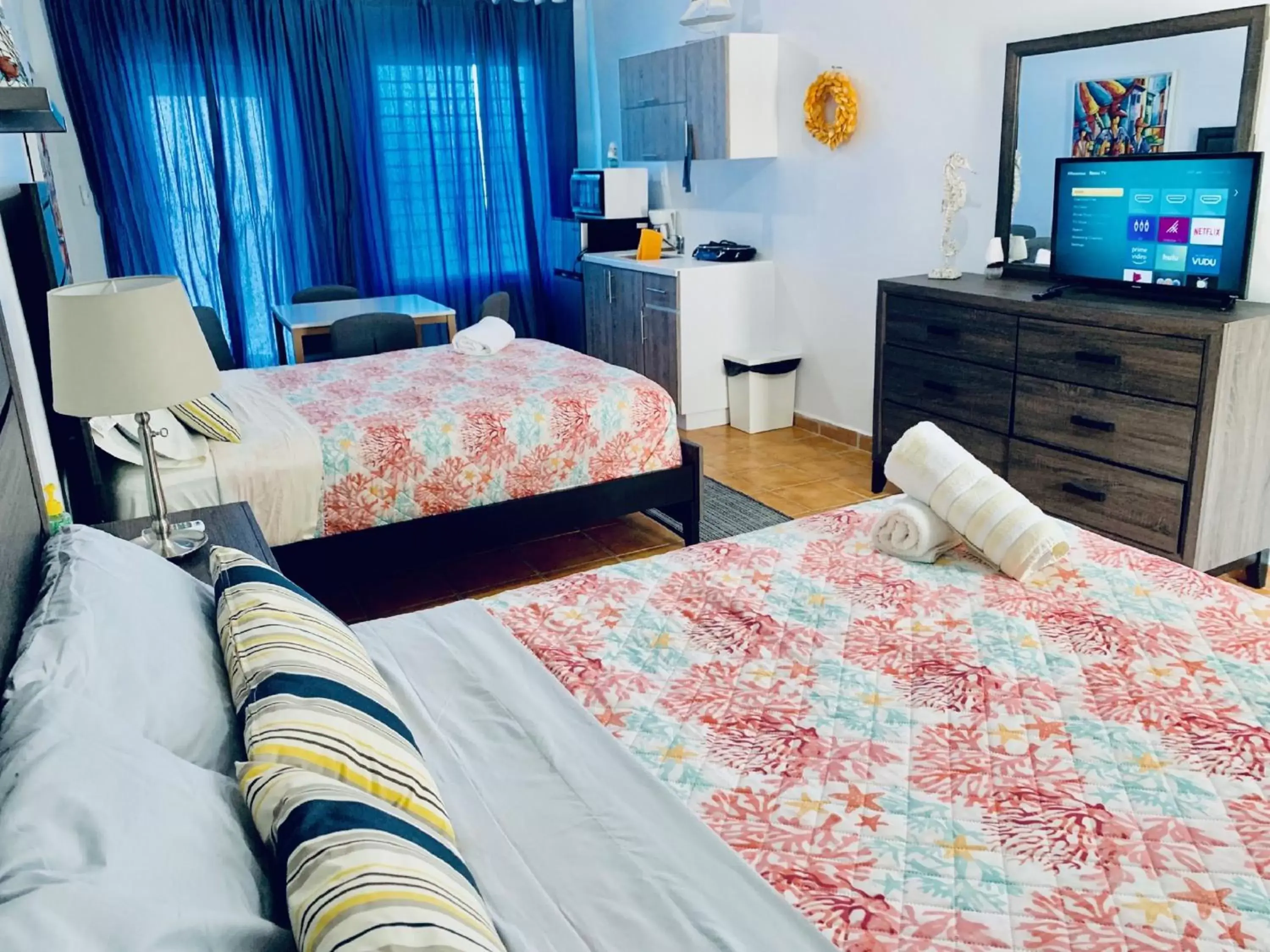 DV 104 Deluxe Ocean View Suite / Kitchenette / 2 Full Size Beds, Oceanfront Property in Discovery Inn & Suites at 681 Ocean Drive DV 104 Deluxe Ocean View Suite / Kitchenette / 2 Full Size Beds, Oceanfront Property in Discovery Inn & Suites at 681 Ocean Drive