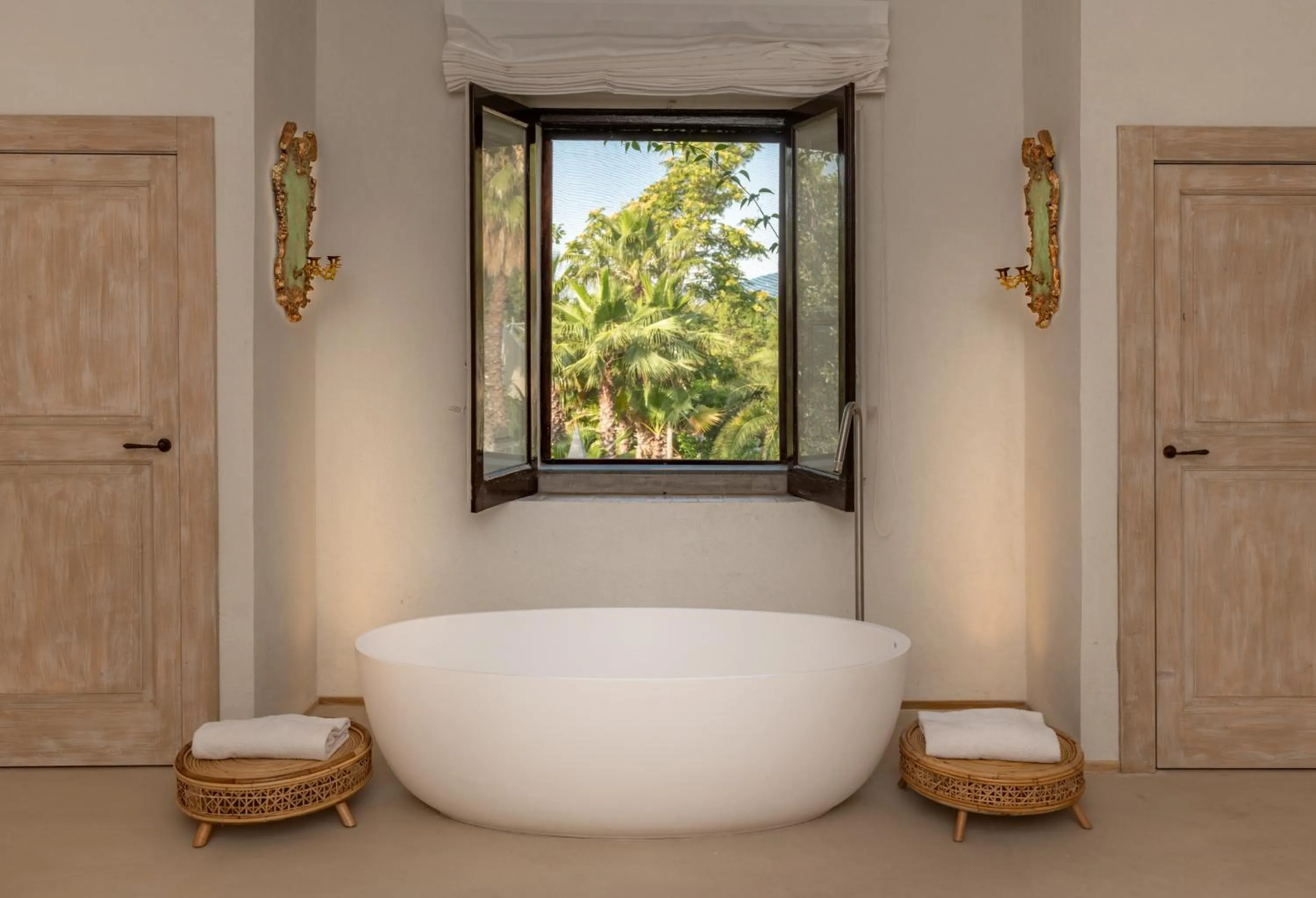 Hot Tub in Castello di San Marco Charming Hotel & SPA