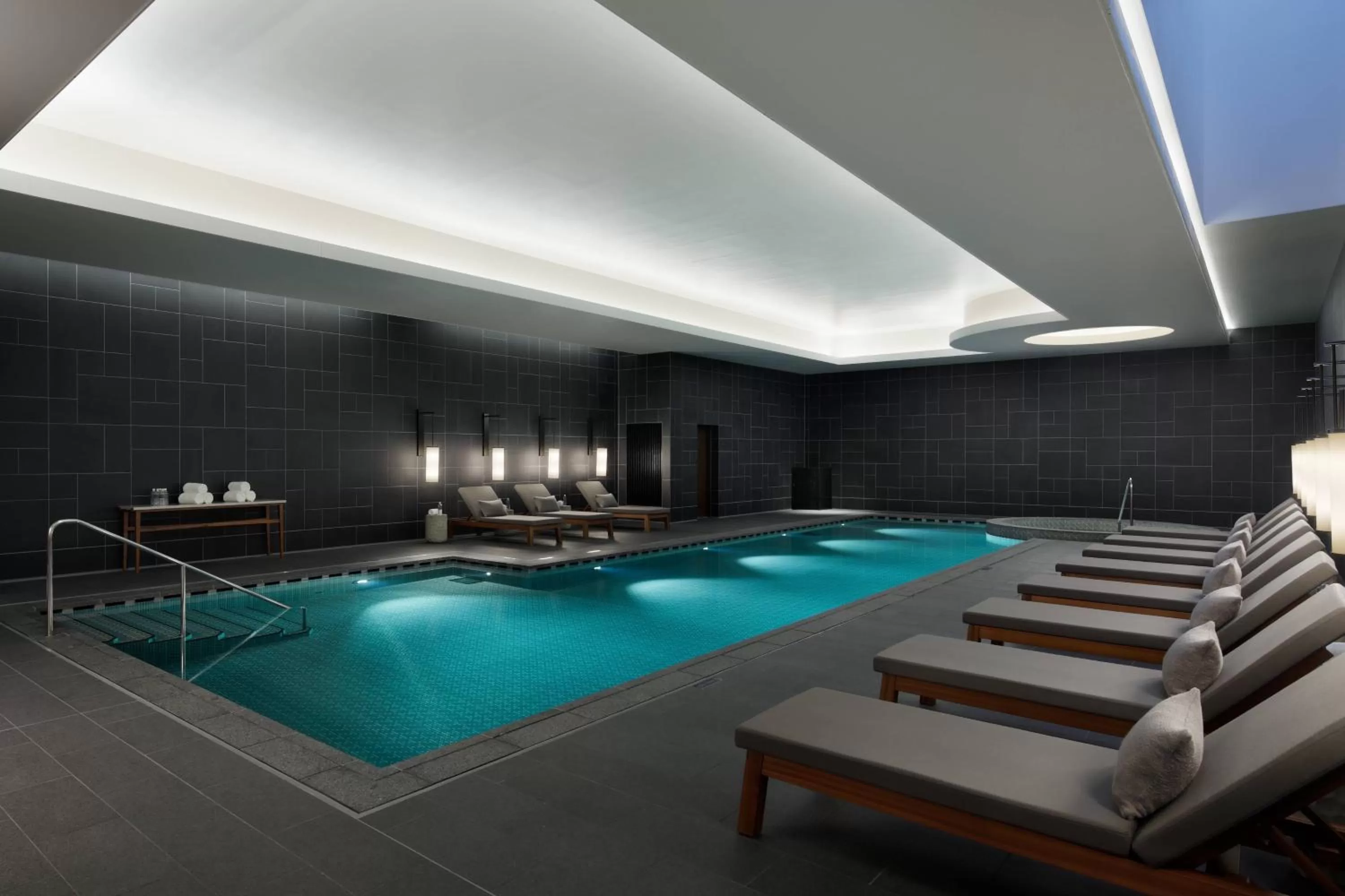 Swimming pool in JW Marriott Hotel Nara