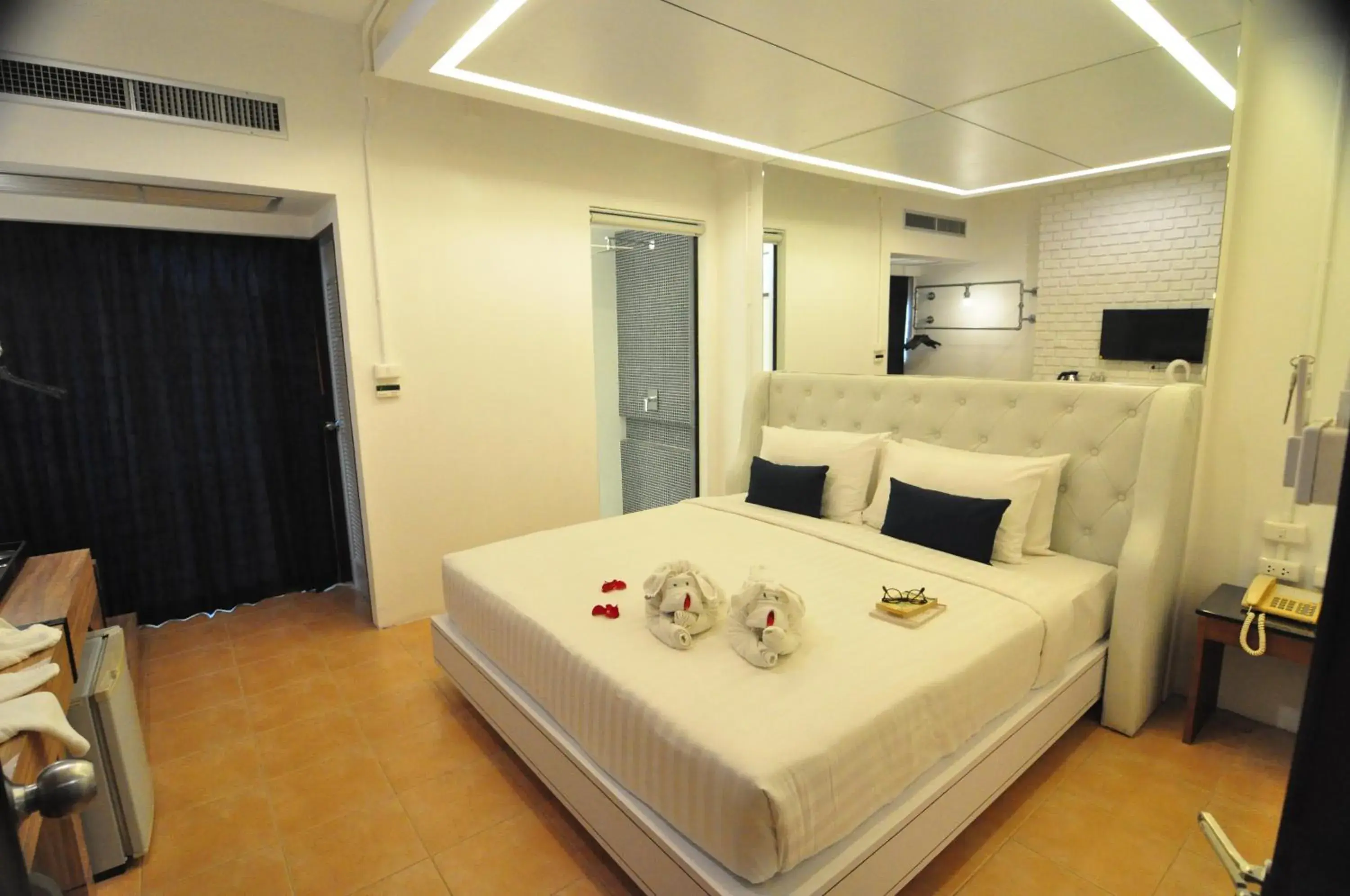 Deluxe Double Room in Forty Winks Phuket Hotel Deluxe Double Room in Forty Winks Phuket Hotel