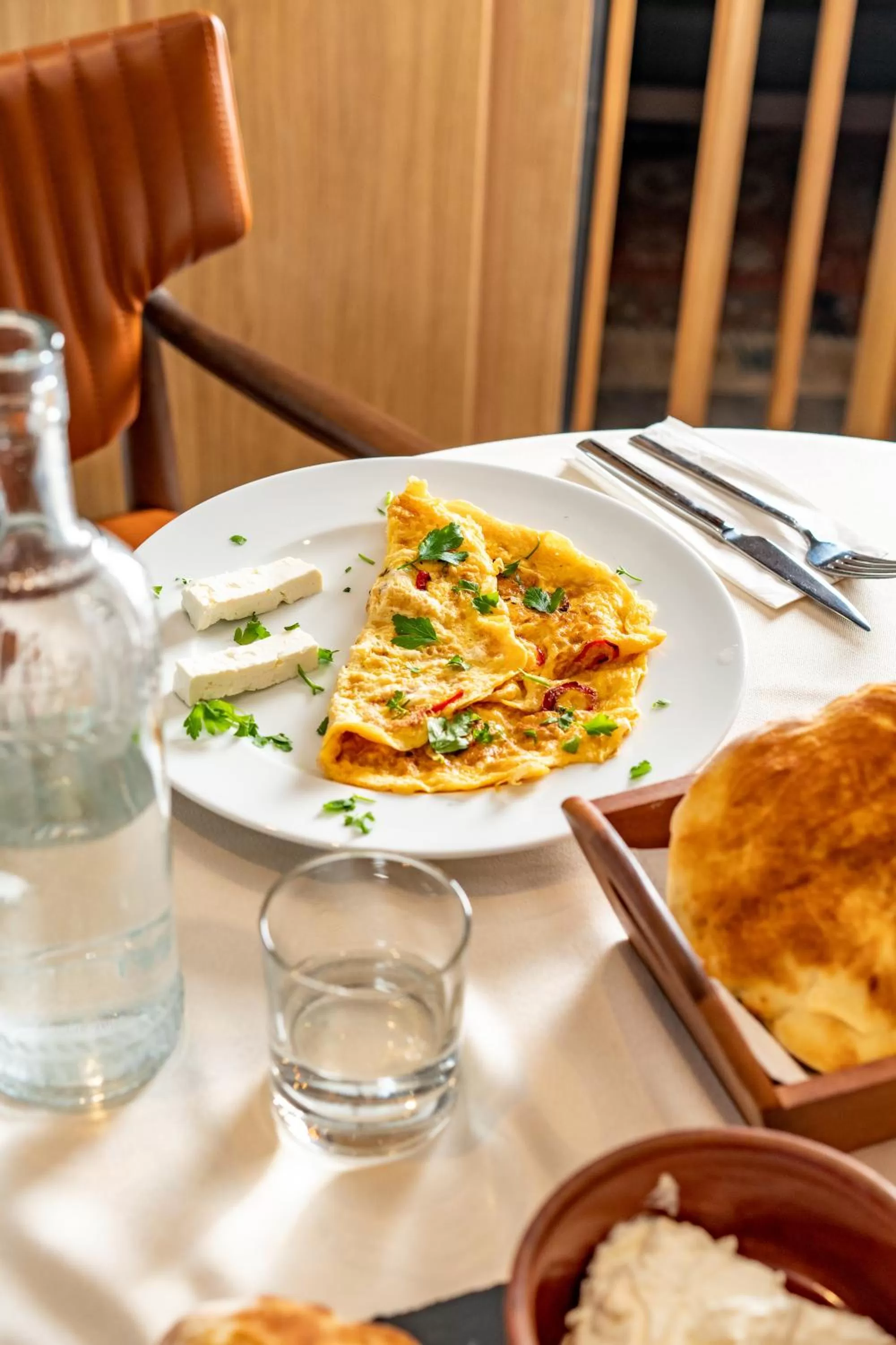 Food and drinks in Ador Hotel