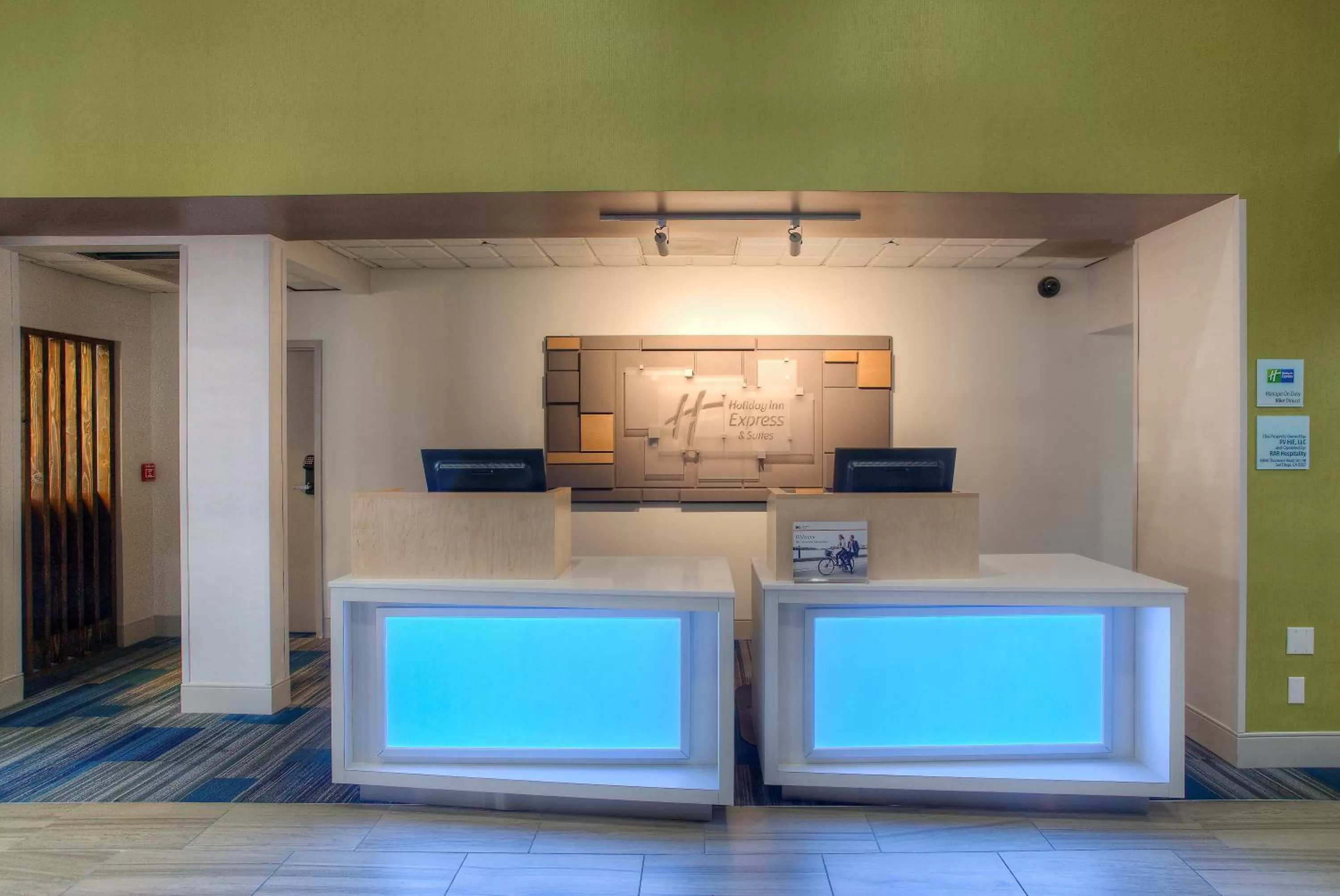 Property building in Holiday Inn Express & Suites Tempe by IHG