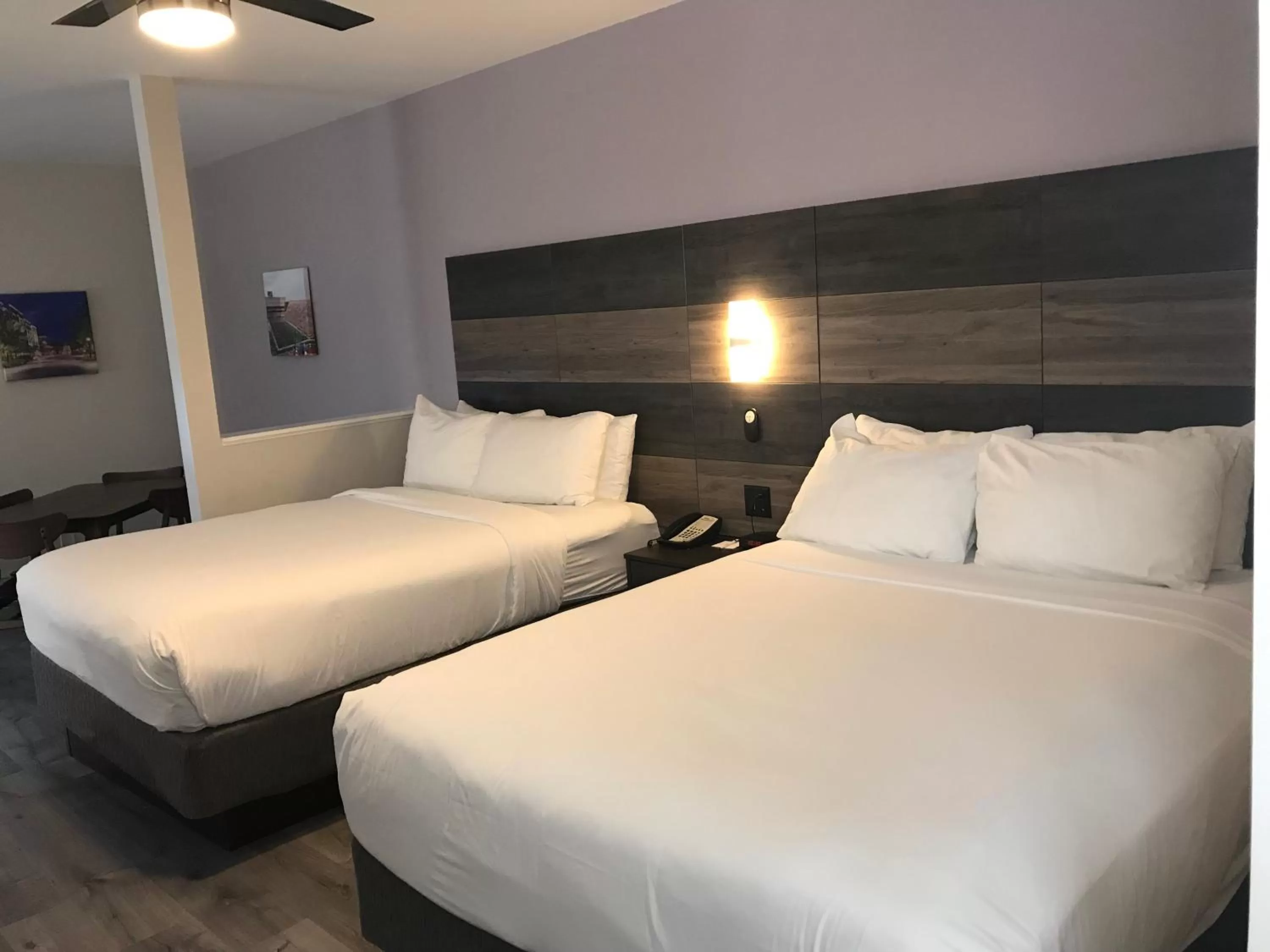 Bed in HoM, A Trademark Collection Hotel