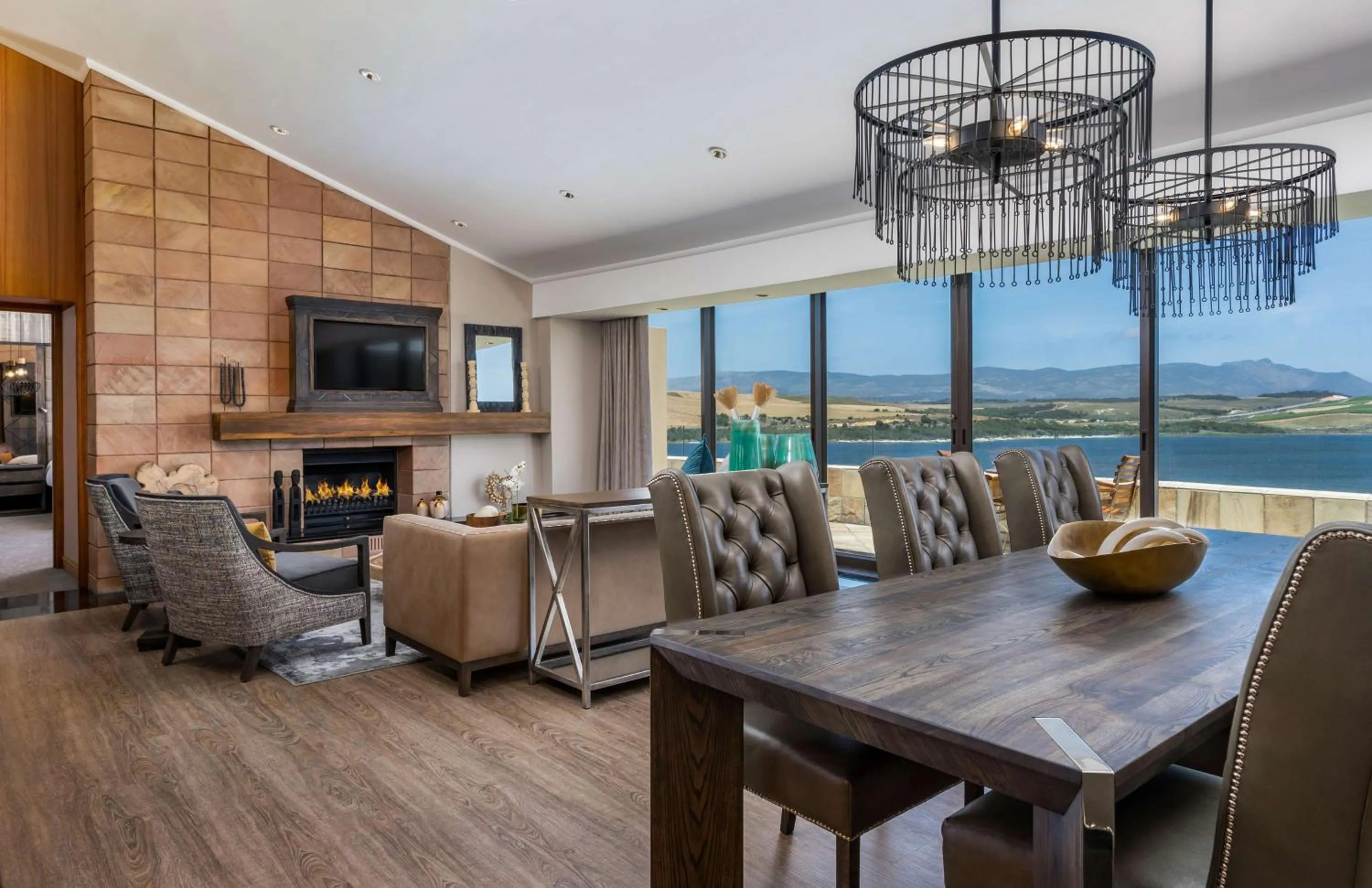 TV and multimedia in Arabella Hotel, Golf and Spa