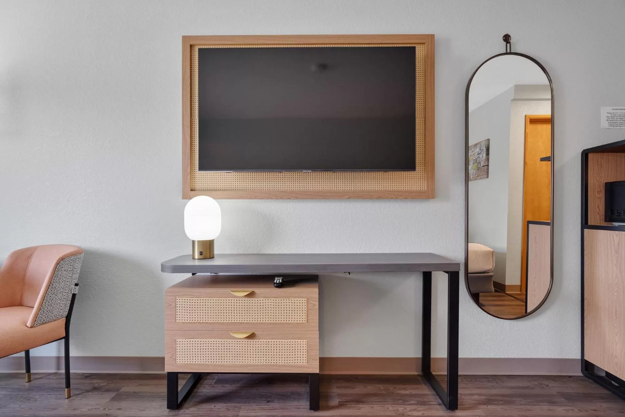 Garibaldi Inn at the Bay