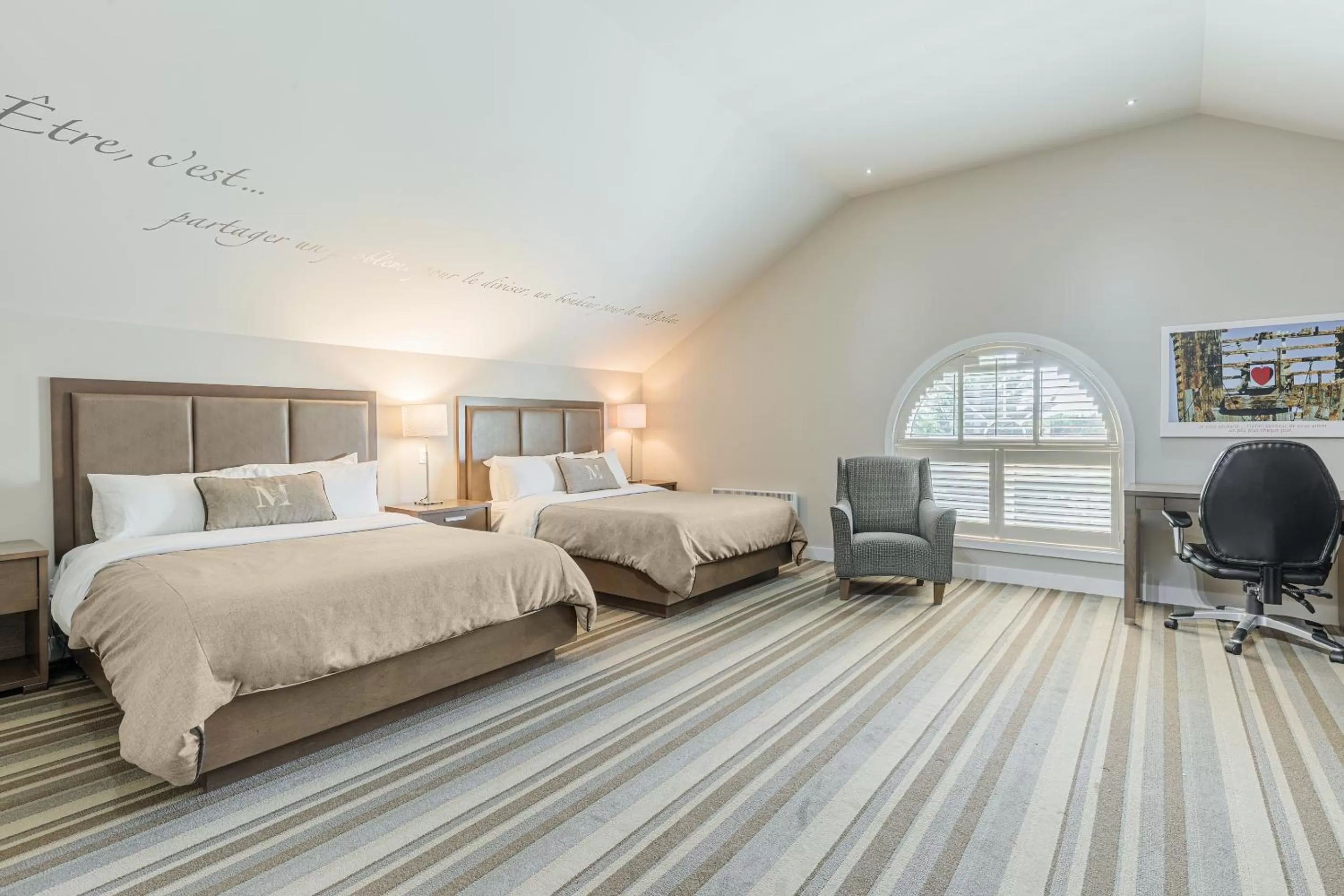 Bed in Hotel Montfort