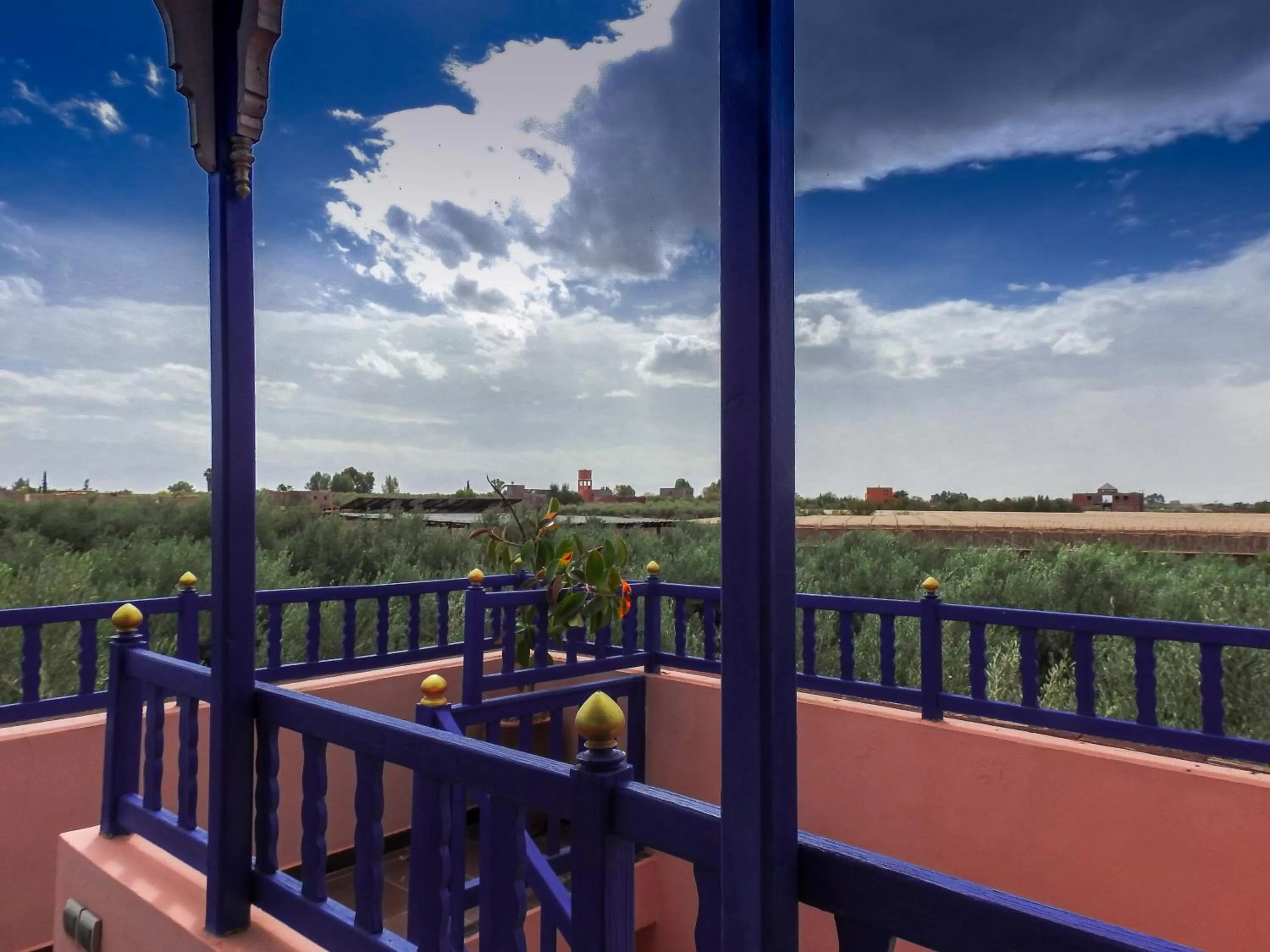 Natural landscape in Le Bleu House