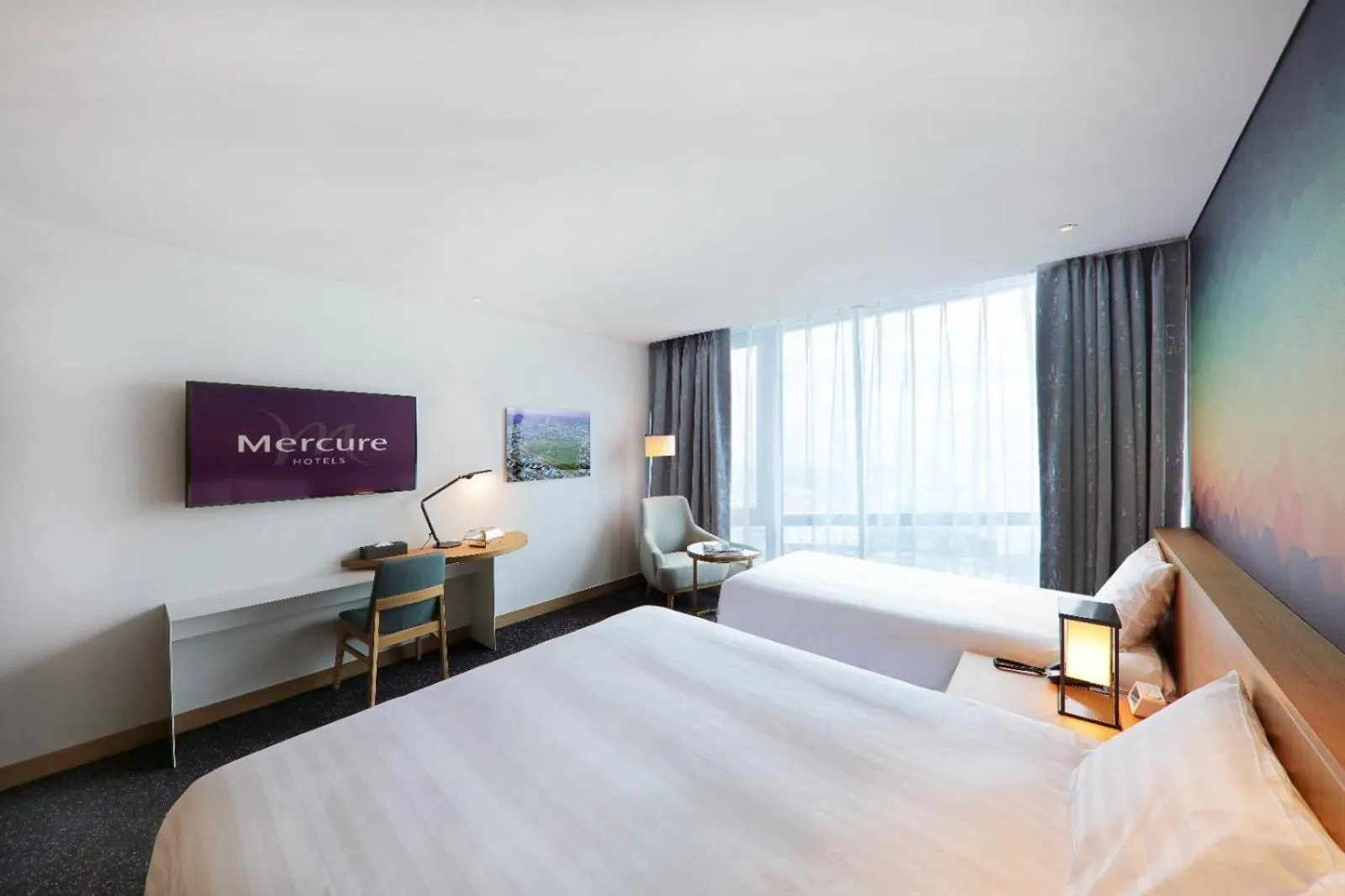Bed in Mercure Ambassador Ulsan