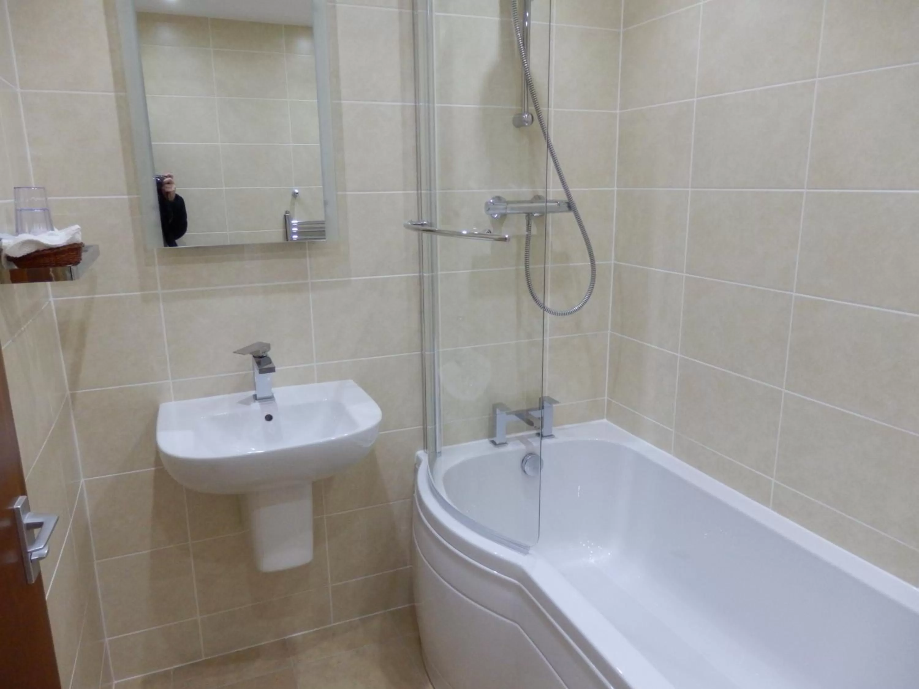 Bathroom in Rosehill Guest House