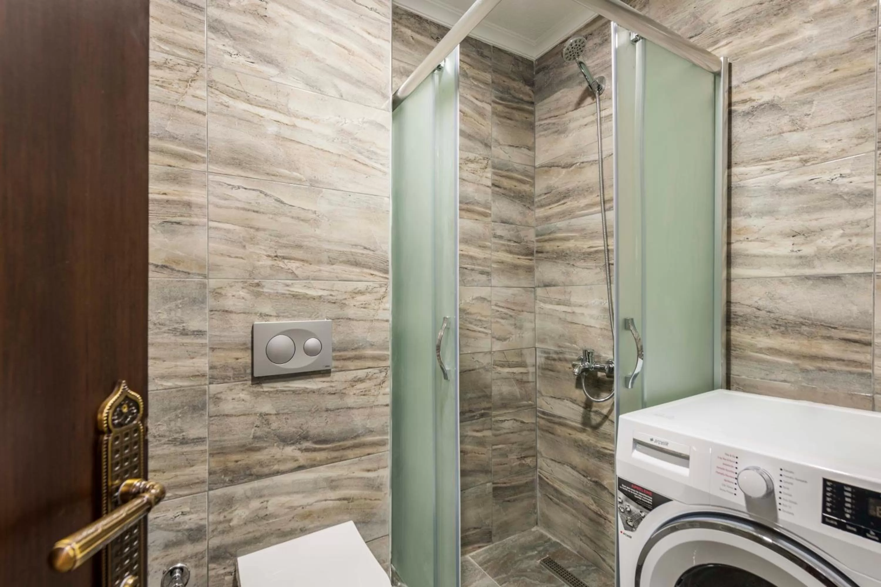 Shower in Element Garden