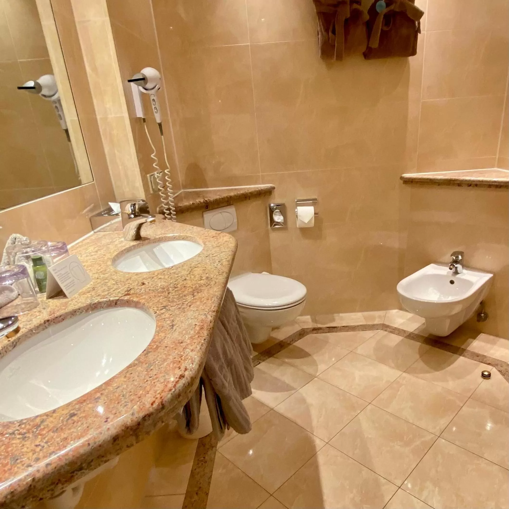 Bathroom in Treschers Schwarzwald Hotel