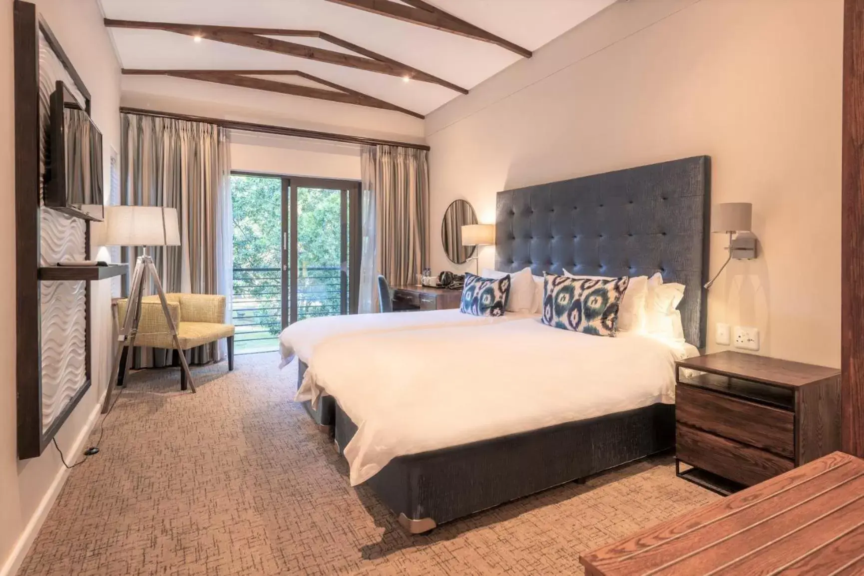 Forest Facing Executive Twin Room in Premier Resort The Moorings, Knysna Forest Facing Executive Twin Room in Premier Resort The Moorings, Knysna