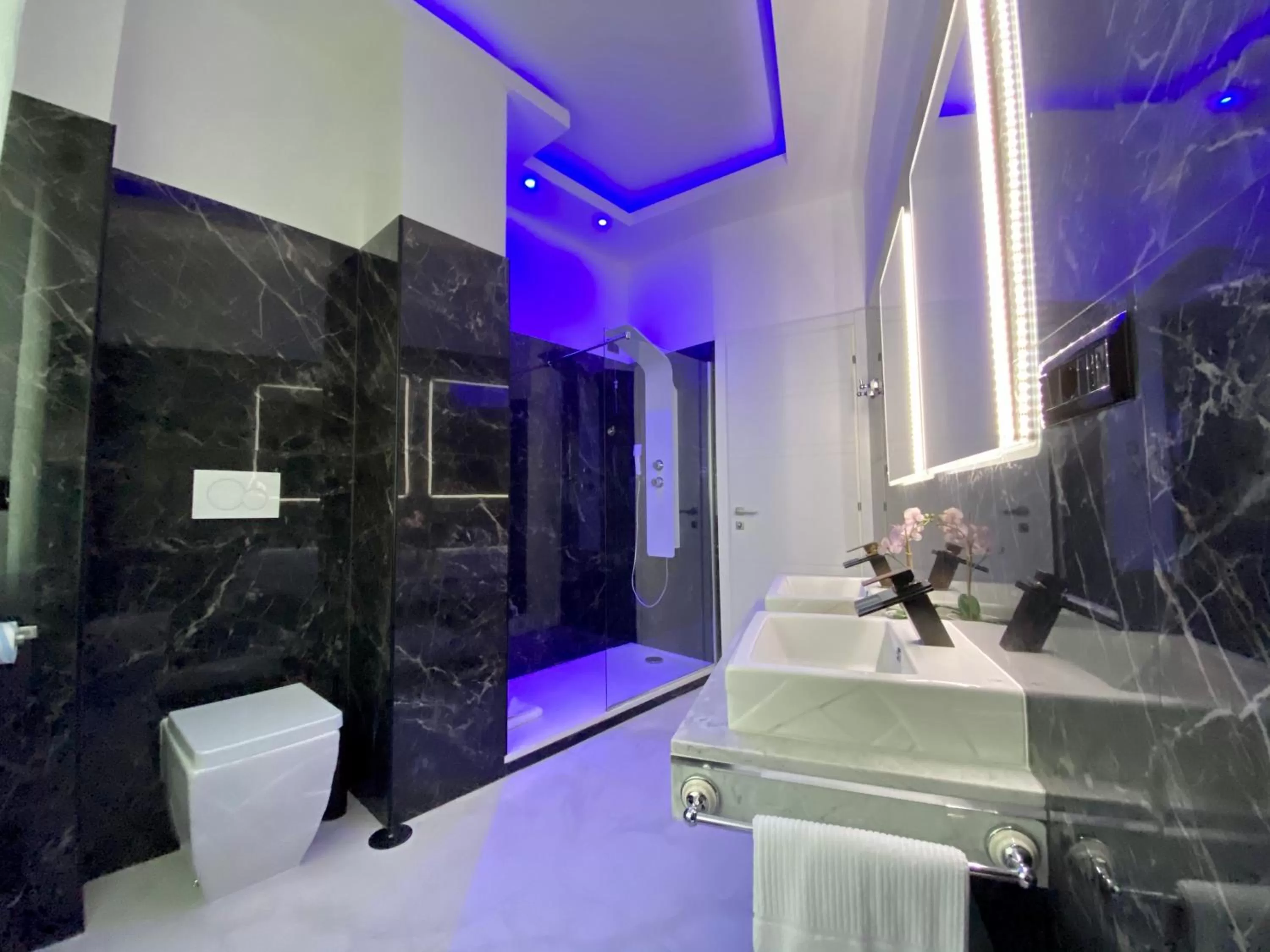 Shower in Escape Luxury Suite - CA Domus Collection