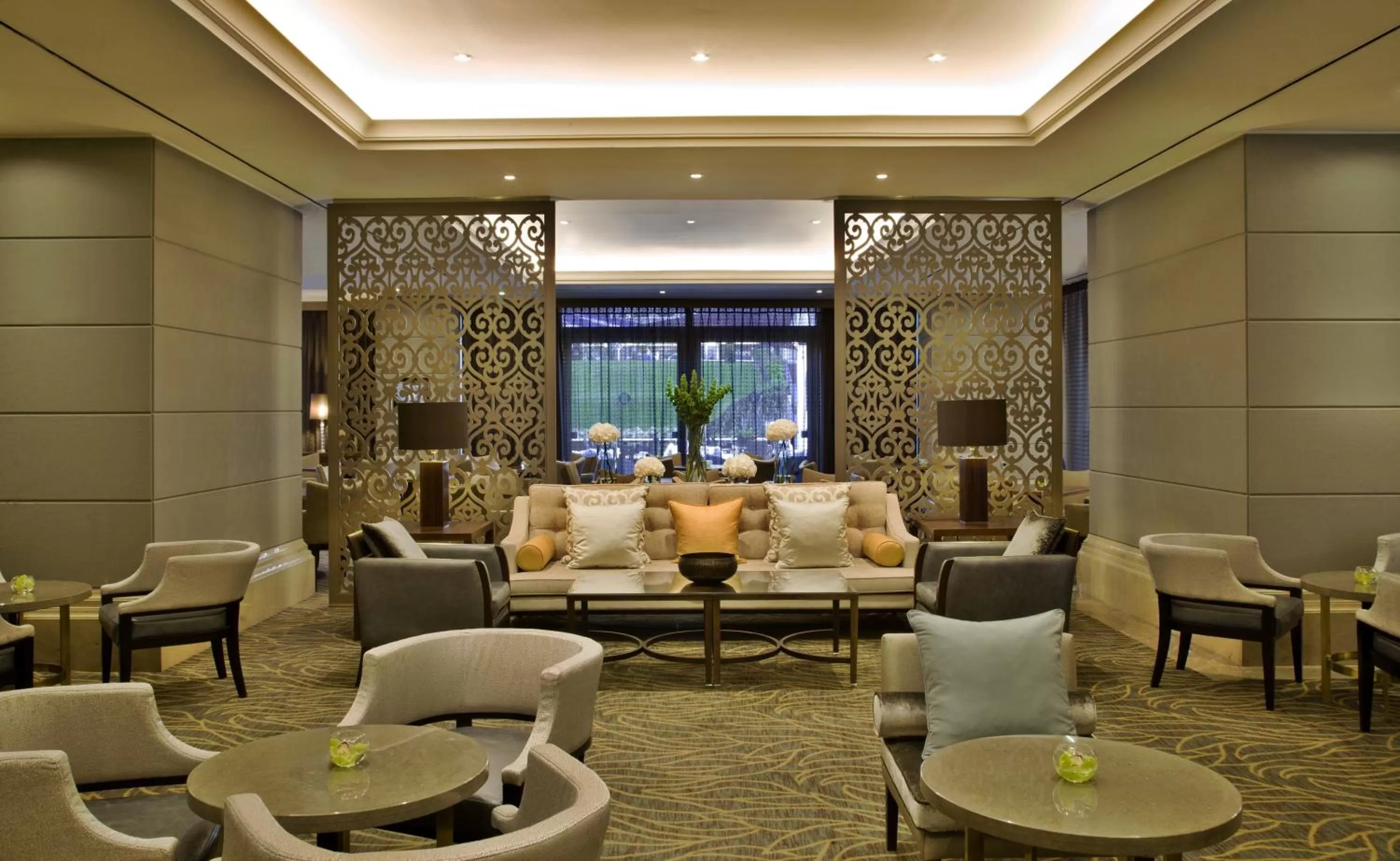 Lobby or reception in Corinthia Lisbon