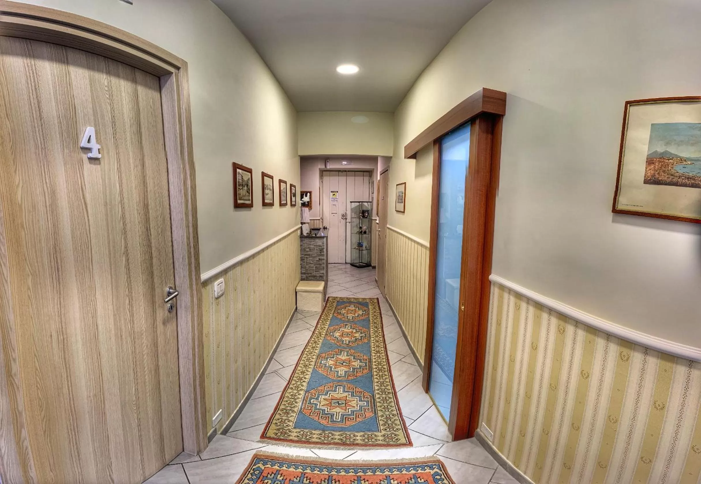 Lobby or reception in B&B 248