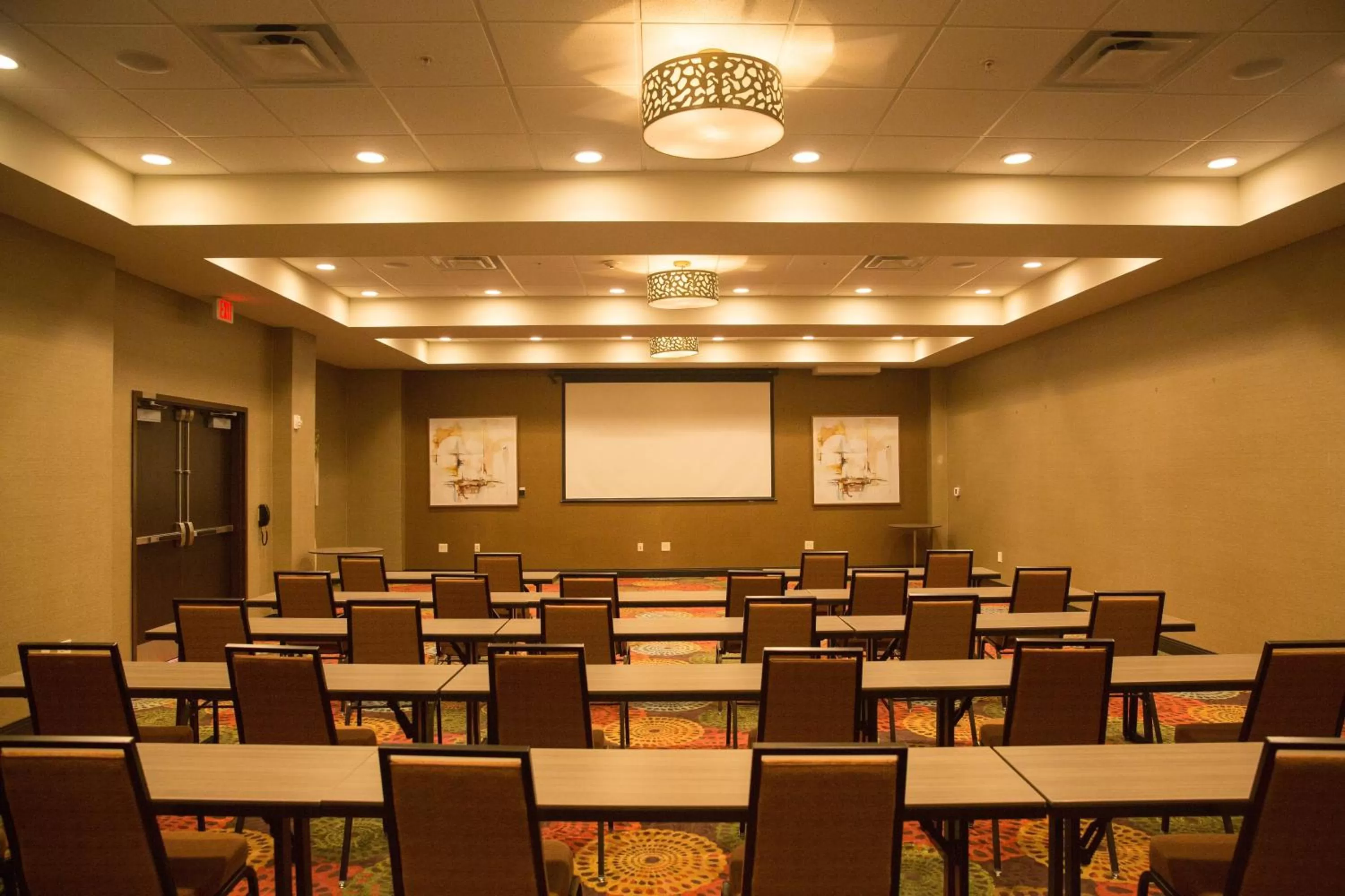 Meeting/conference room in Holiday Inn Murfreesboro by IHG