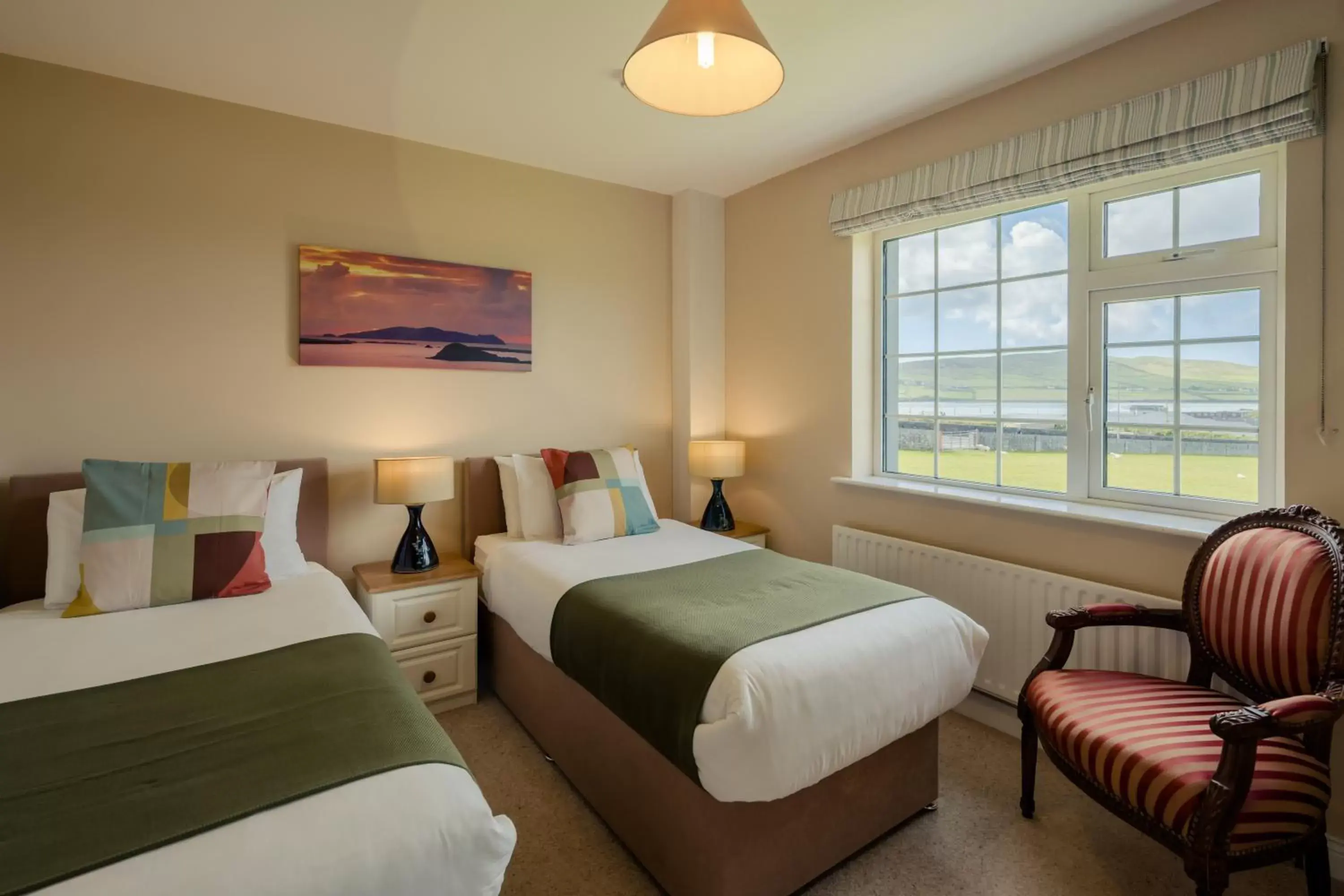 Twin Room with Sea View and Private External Bathroom in Seaview Heights Twin Room with Sea View and Private External Bathroom in Seaview Heights