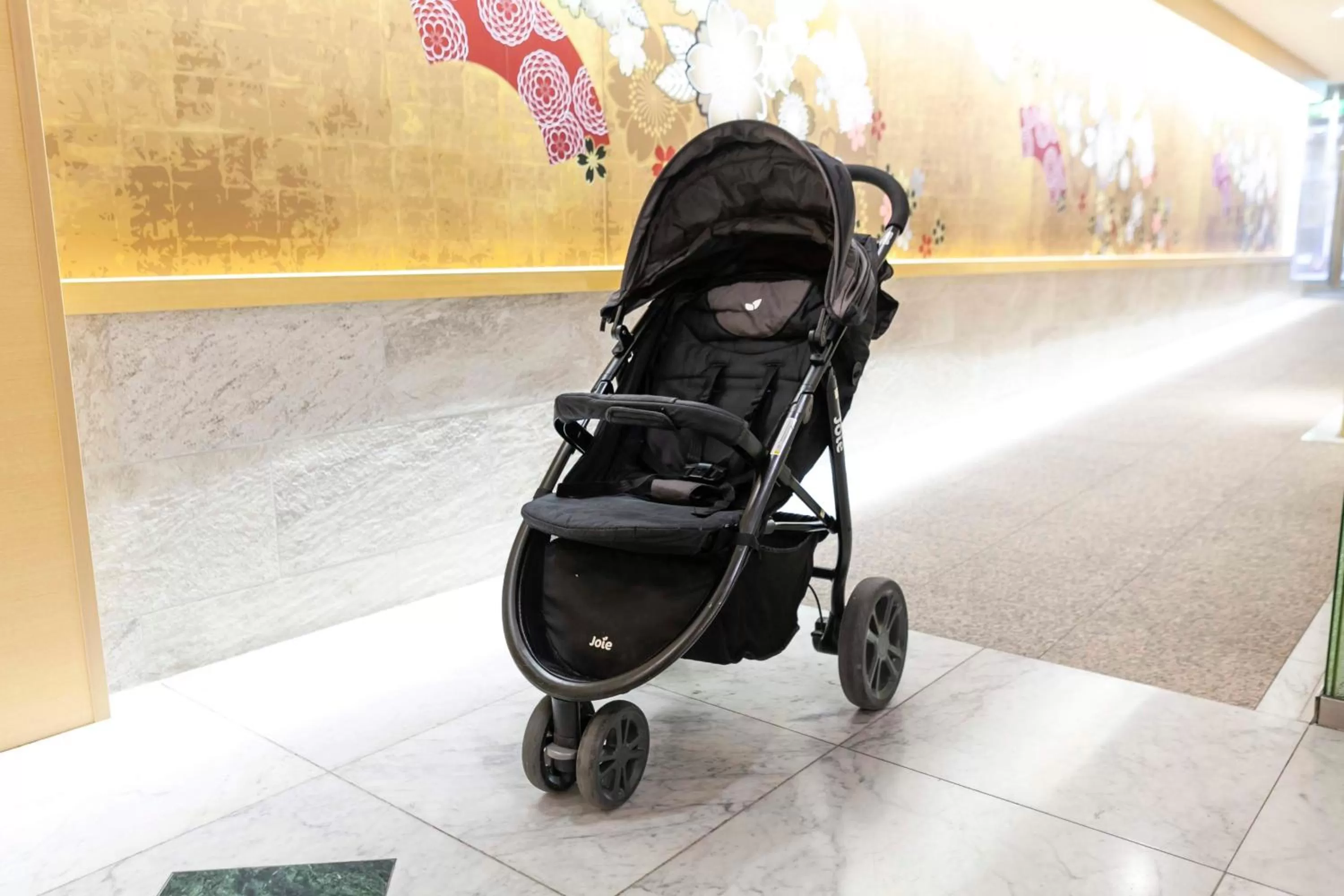 children in Dotonbori Hotel