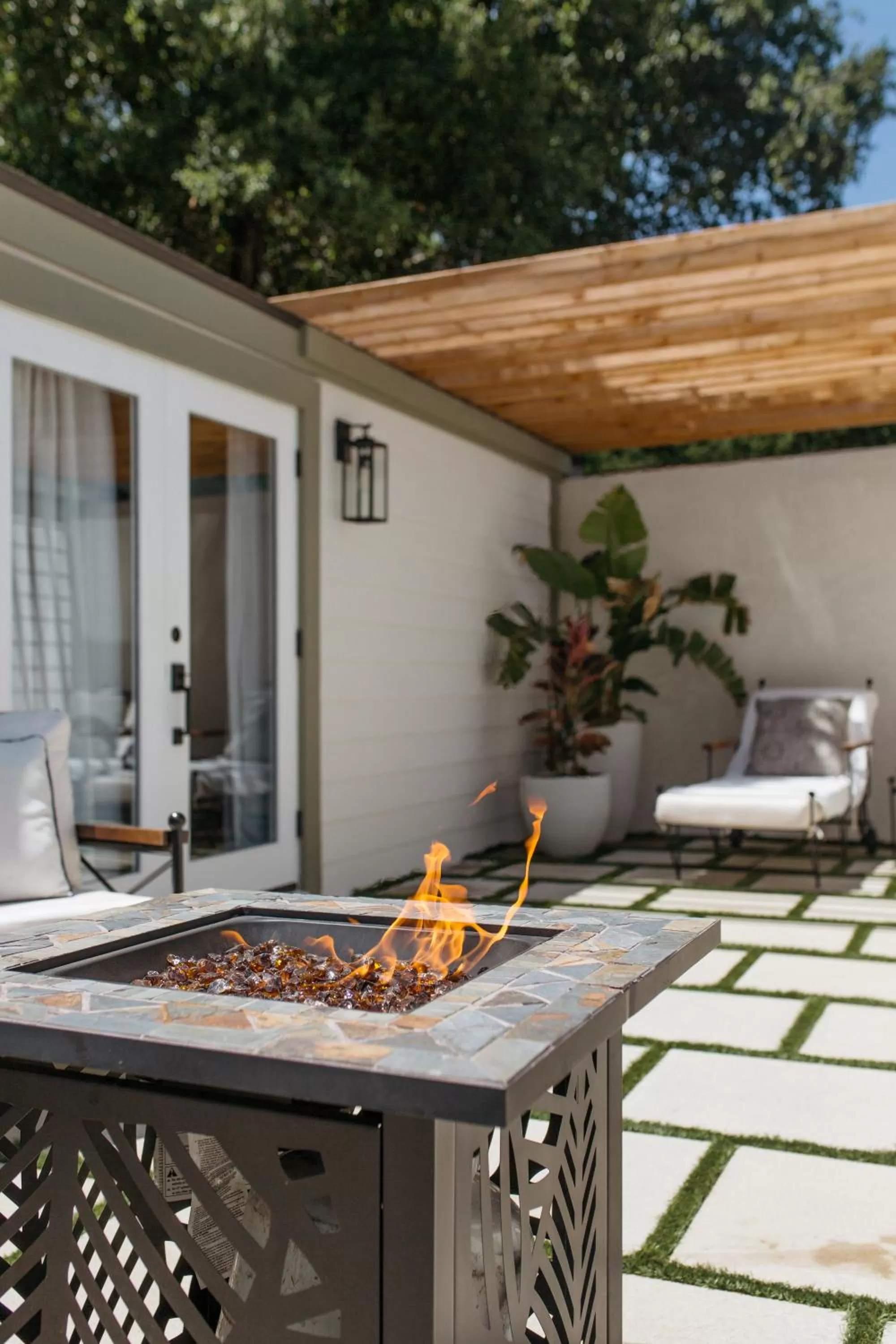 Inner courtyard view in CALAMIGOS RANCH Resort & Spa