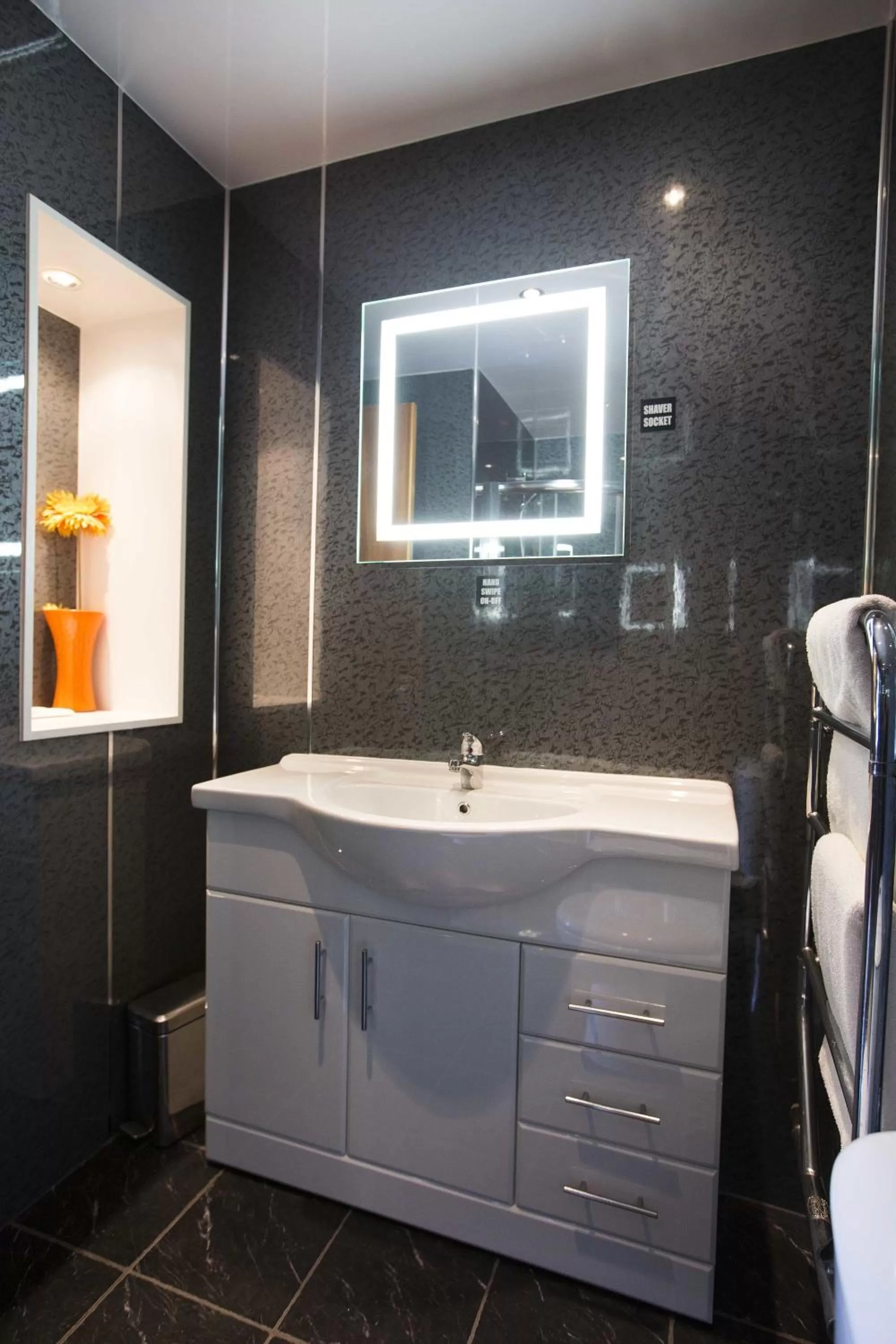 Bathroom in North Kessock Hotel