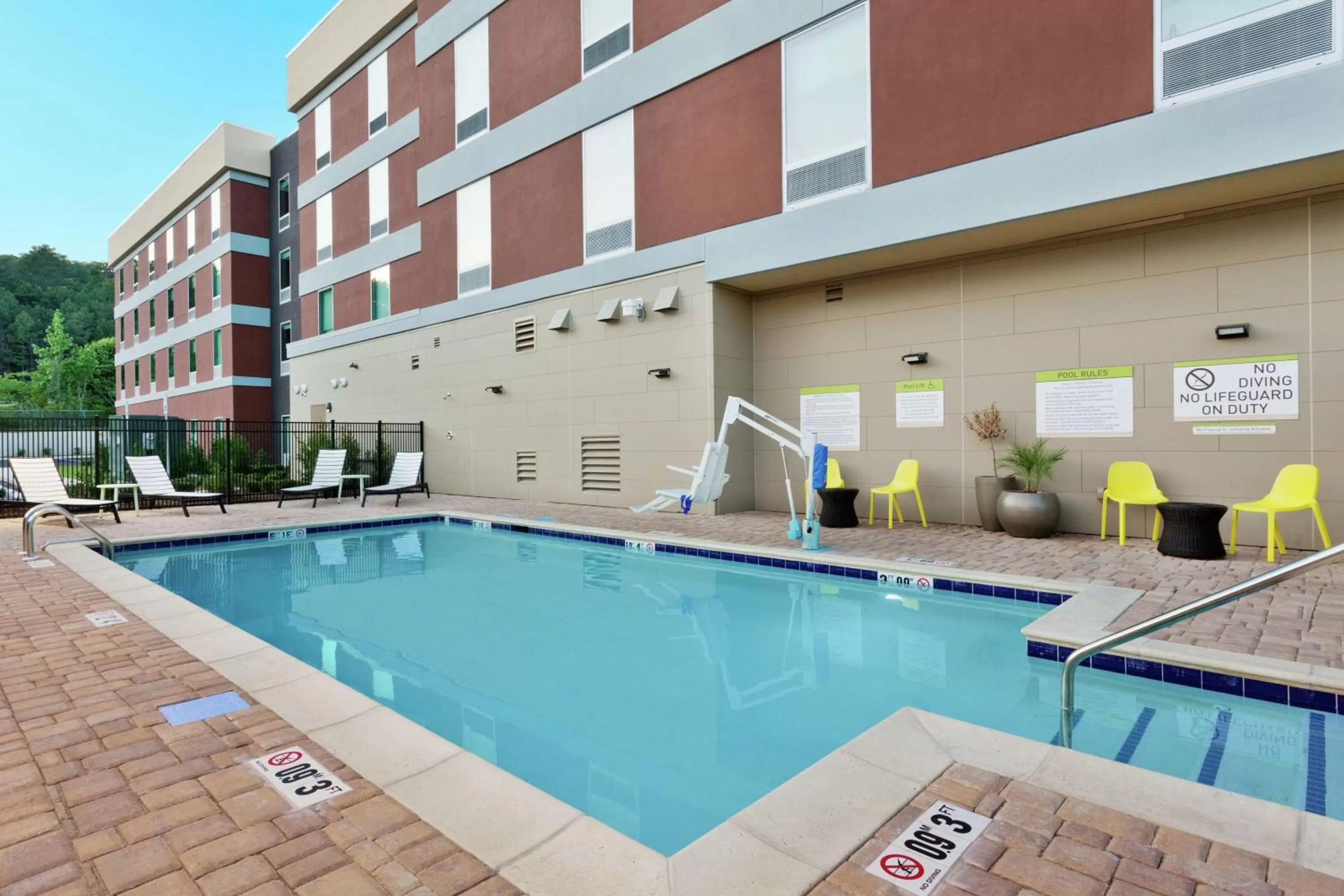 Pool view in Home2 Suites By Hilton Birmingham Colonnade
