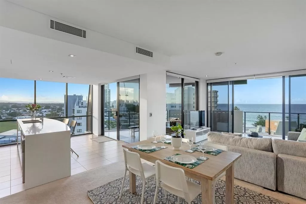 Natural landscape in Ambience on Burleigh Beach