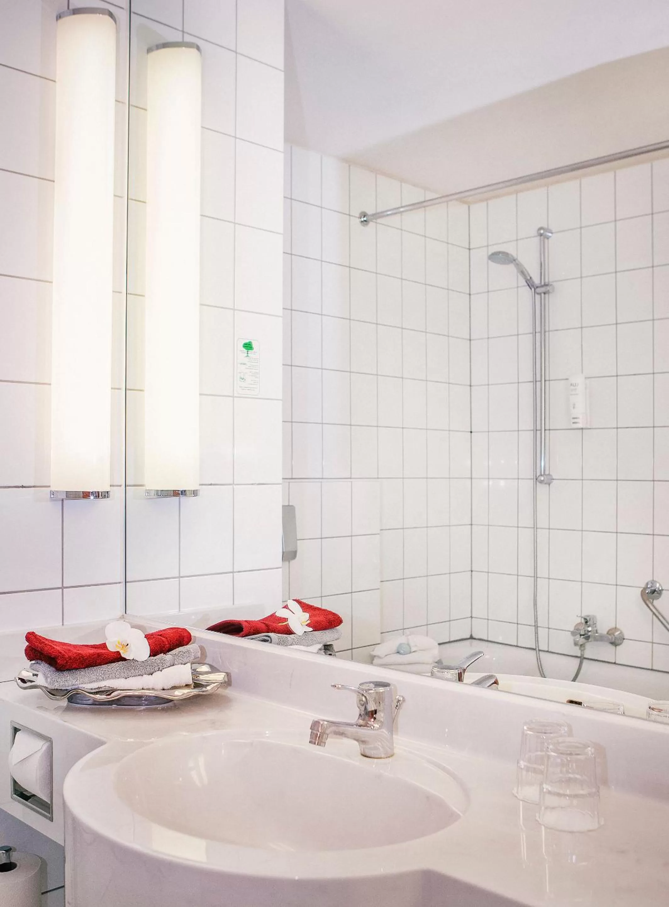 Bathroom in Vienna House Easy by Wyndham Limburg