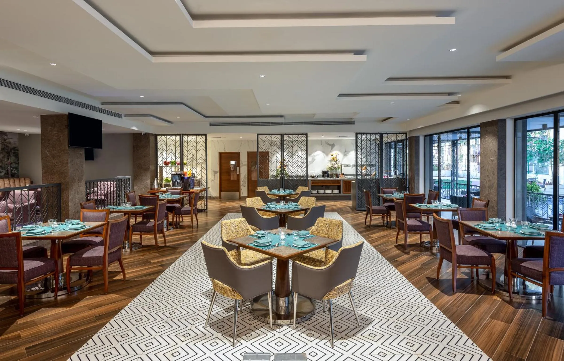 Restaurant/places to eat in Vivanta Mangalore Oldport Road - Formerly Known as Taj Manjarun