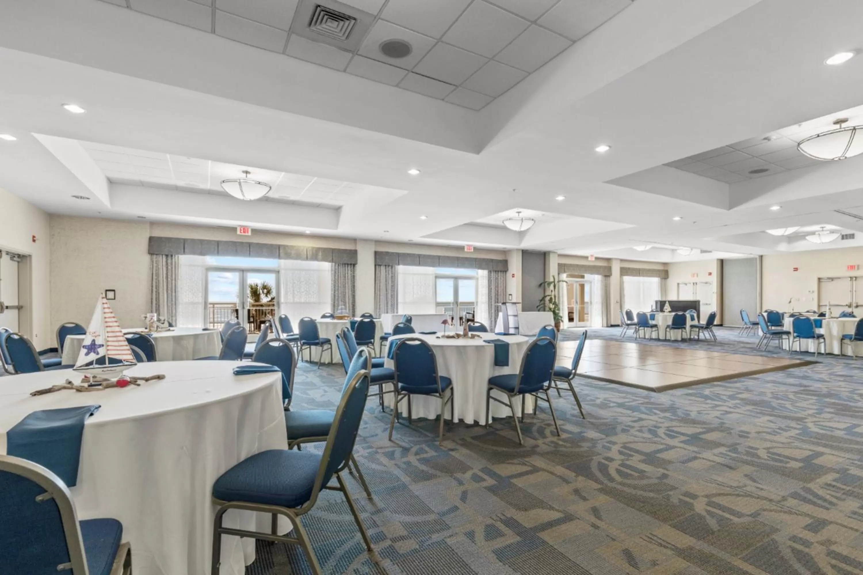 Restaurant/Places to Eat in Bay Watch 0536