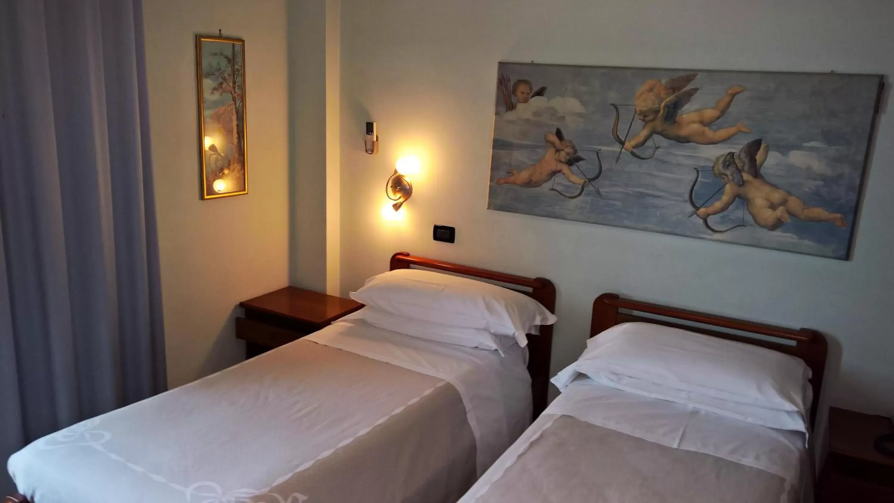 Single Room in Hotel La Rotonda Single Room in Hotel La Rotonda