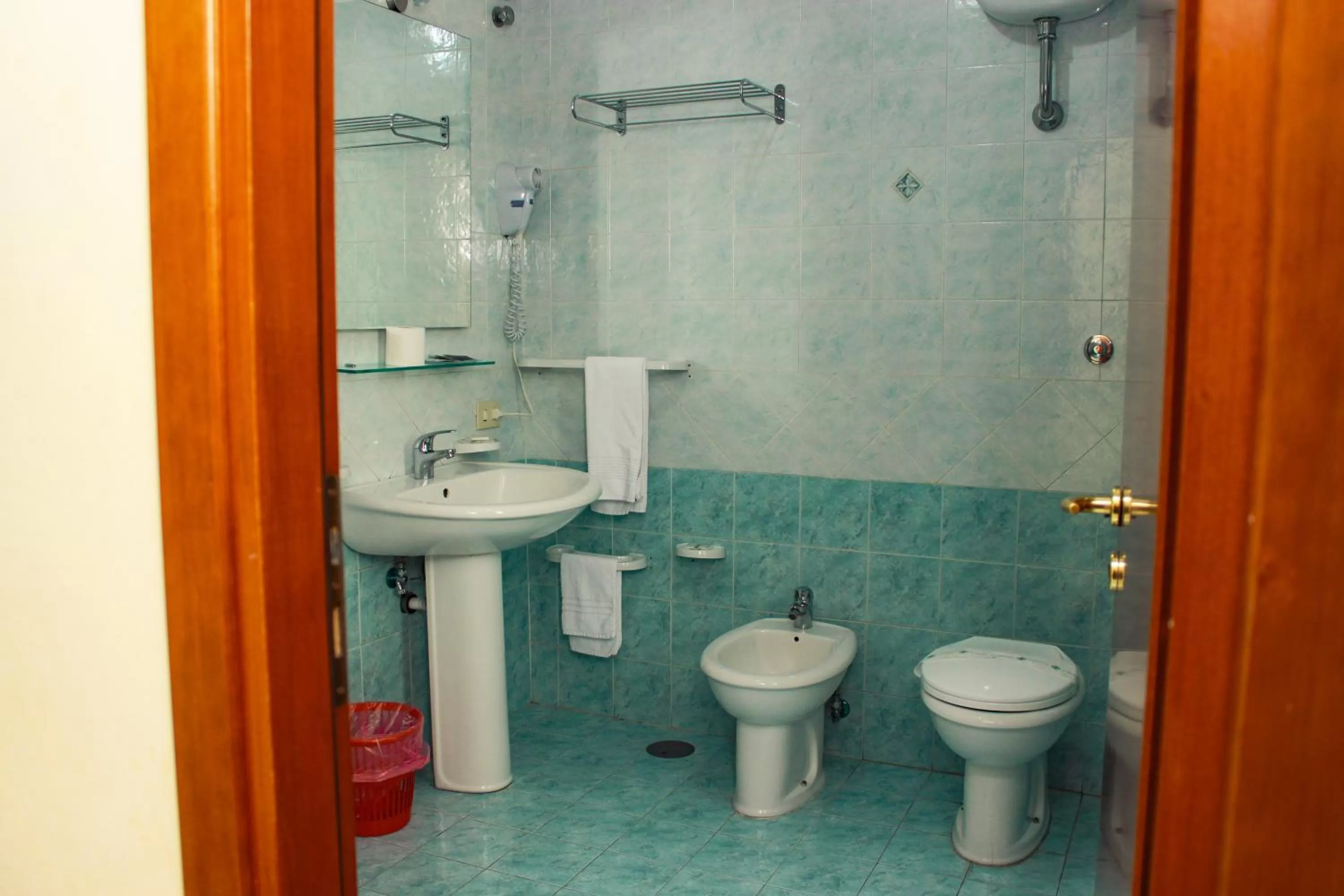 Bathroom in Hotel Garden Napoli