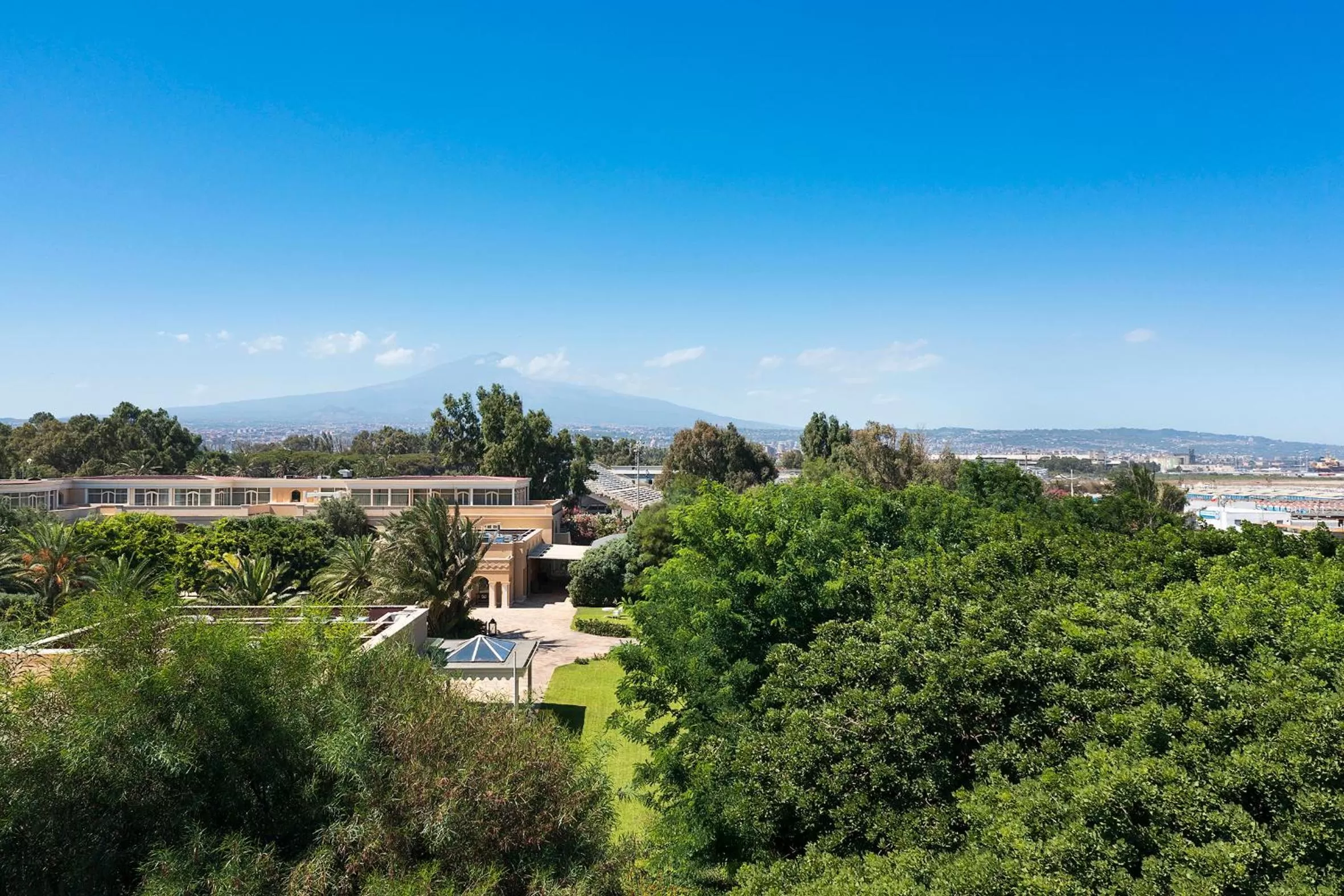 Natural landscape in Romano Palace Luxury Hotel