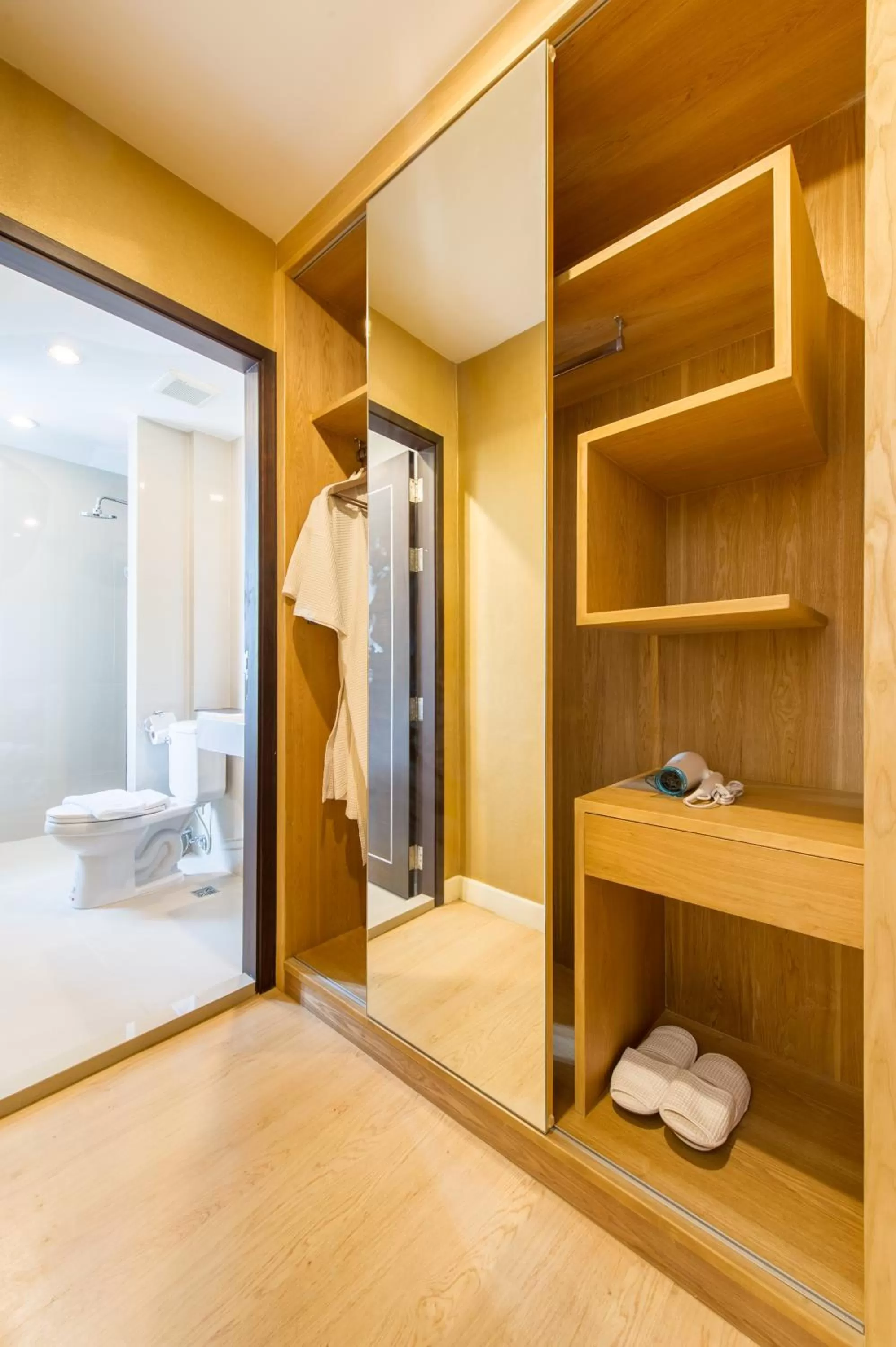 Area and facilities in Zenniq