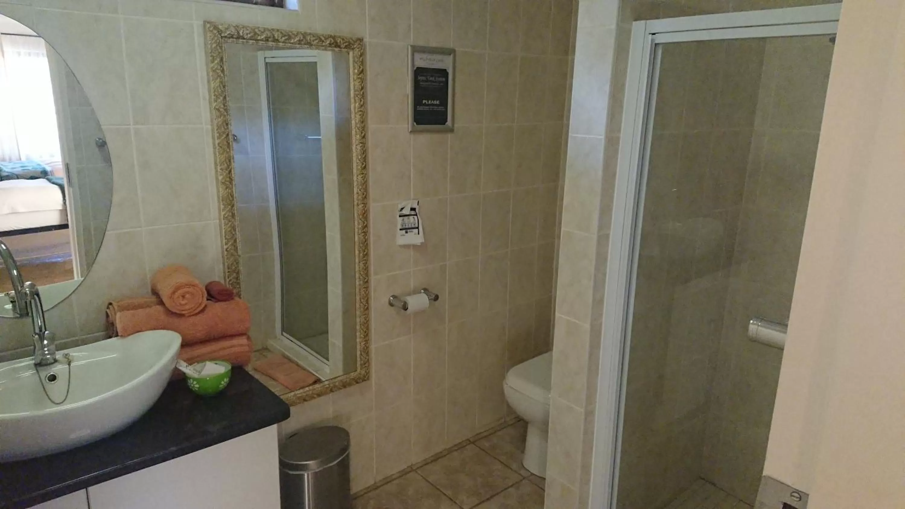 Bathroom in The Highveld Cape Inn