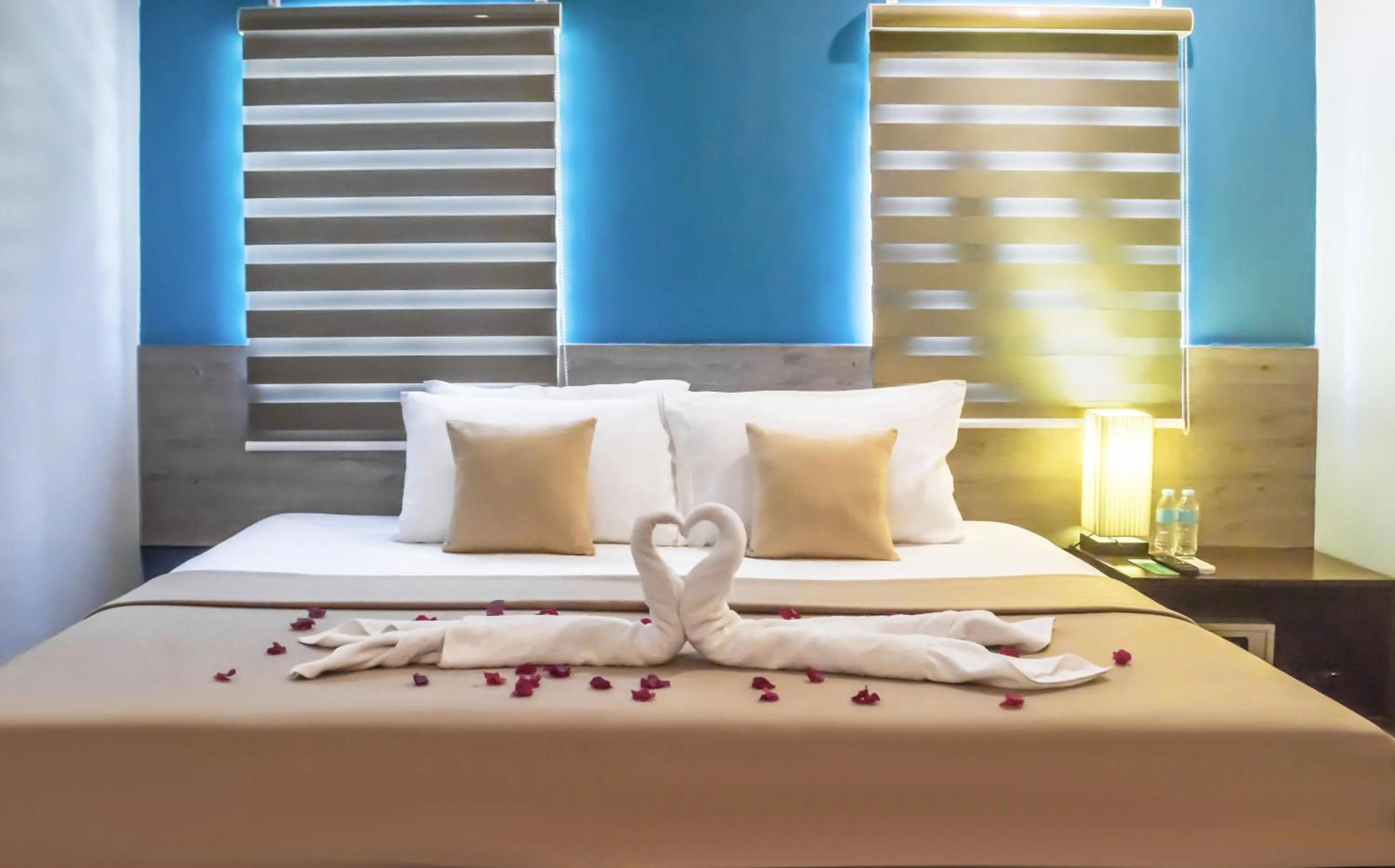 Bed in Sheridan Boutique Hotel